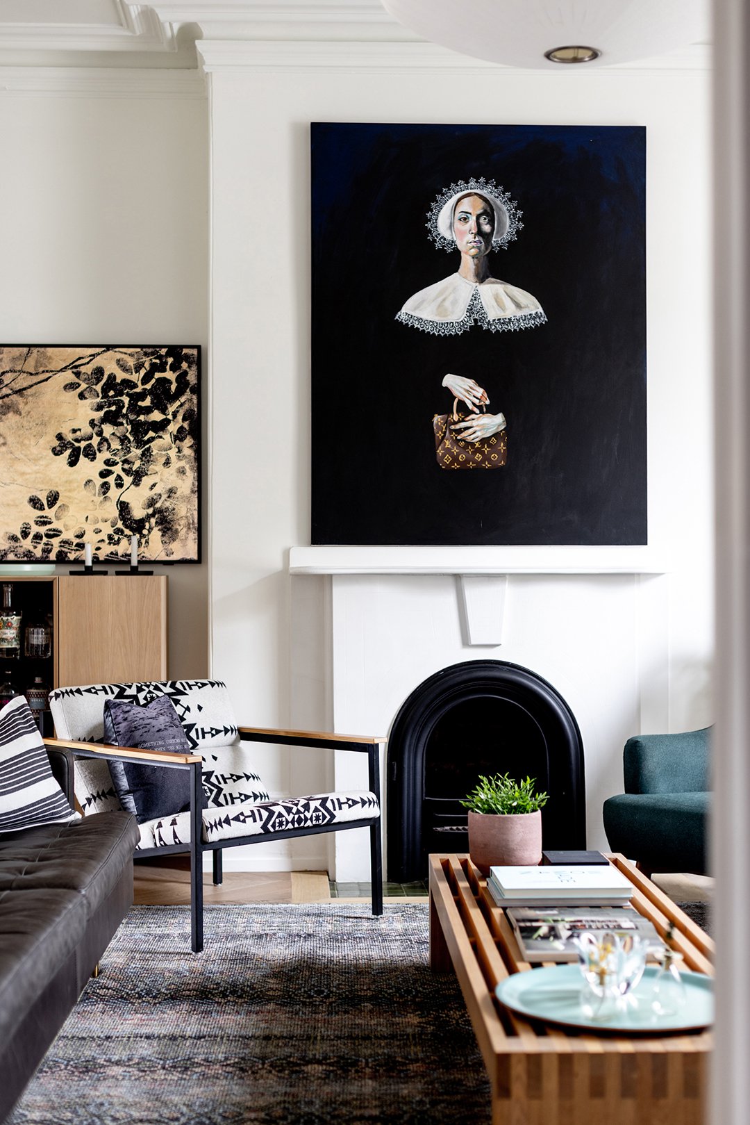 samsung-frame-tv-in-living-room-paired-with-striking-modern-art.jpg