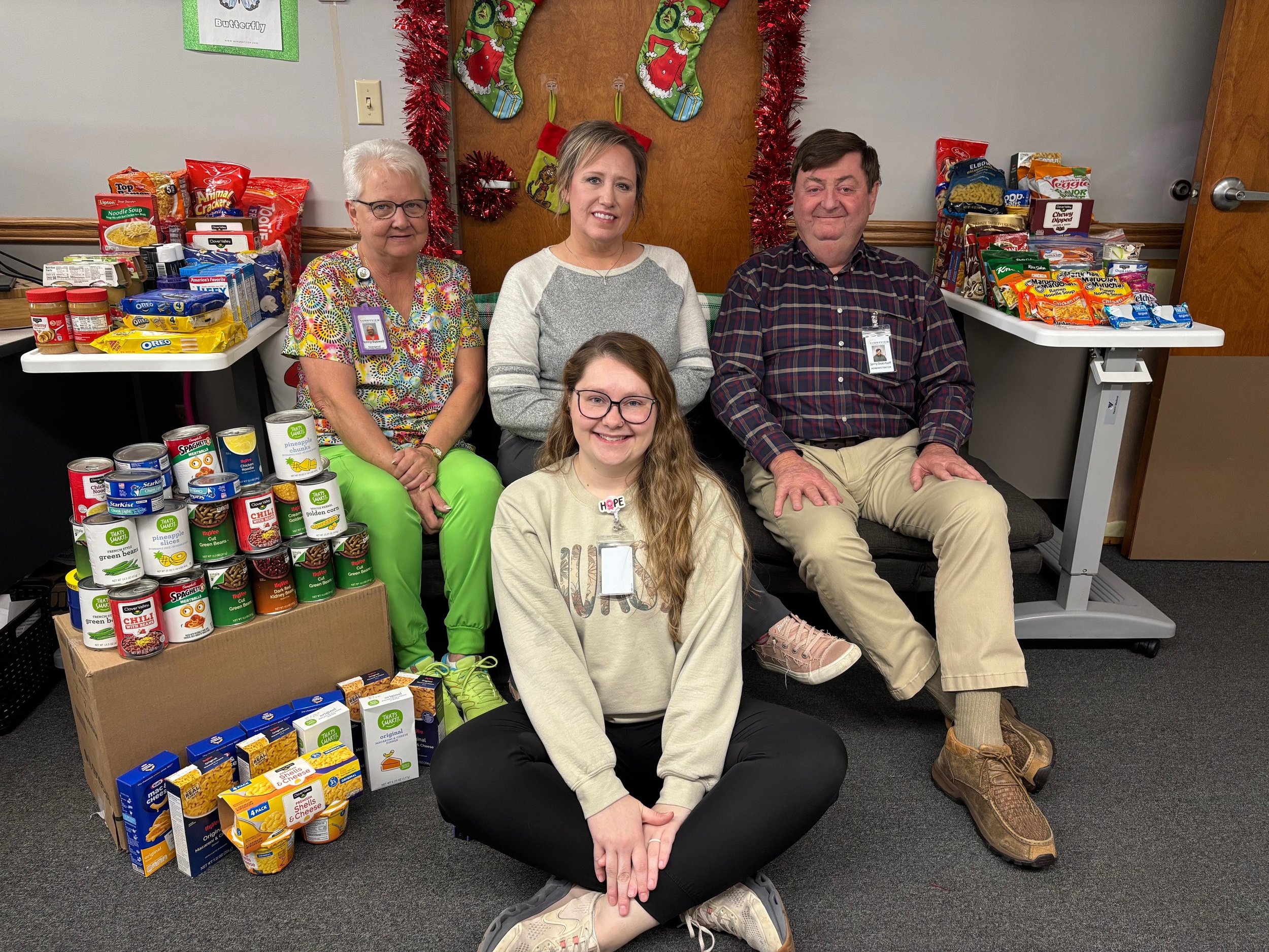 Sunnyview Supports Local Community Food Pantry During Government Shutdown