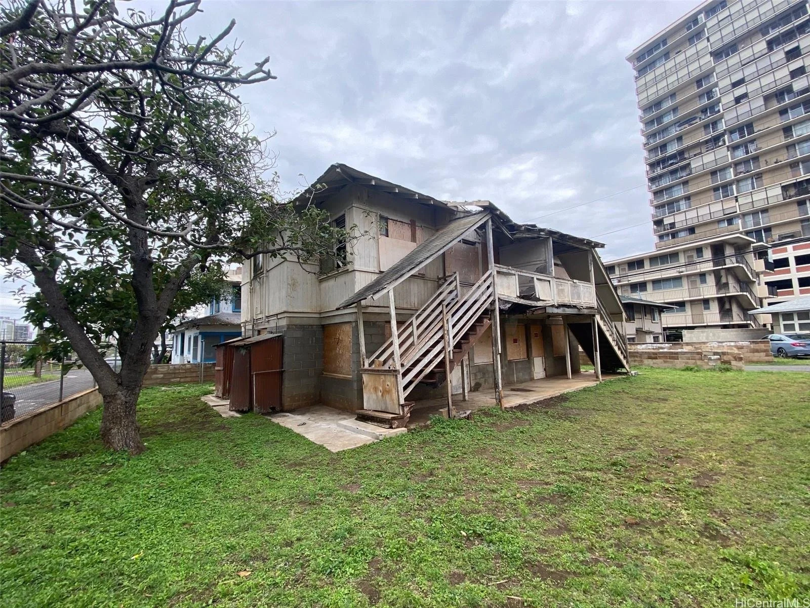 2711 Waiaka Road.jpg