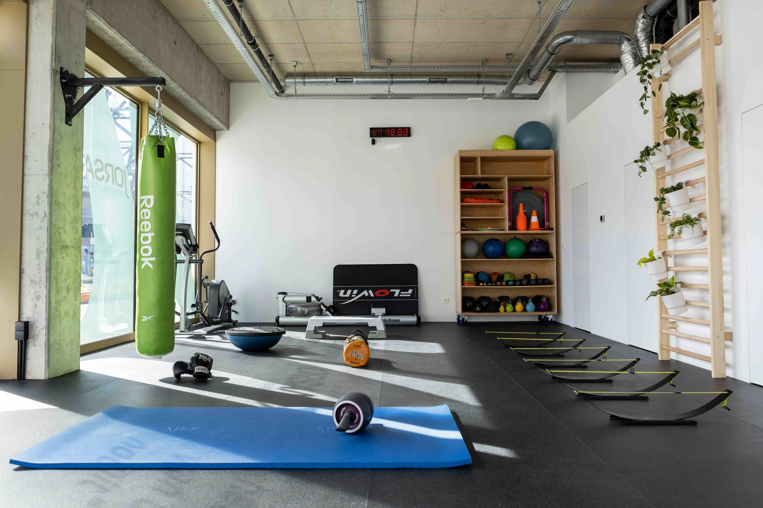Moderne fitnessruimte in Willebroek voor personal training