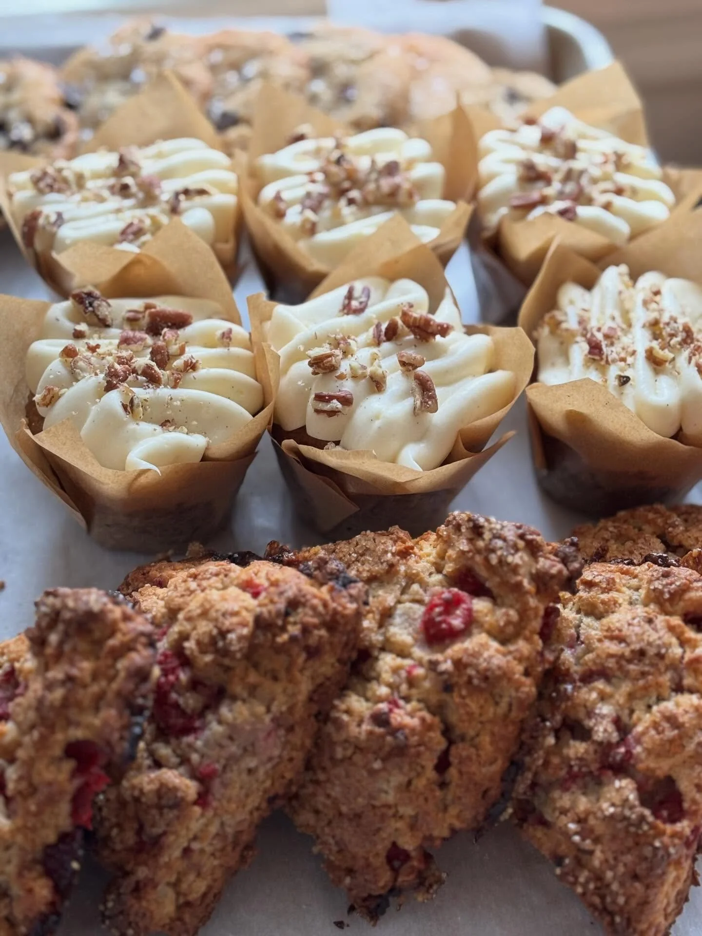 Today (Wed. 3/11) @owlturtle 

* raspberry scones
* carrot cake cupcakes with vanilla bean cream cheese frosting
* chocolate chip sea salt cookies

All sourdough. All long fermented. All made with organic grains (and other organic ingredients wheneve