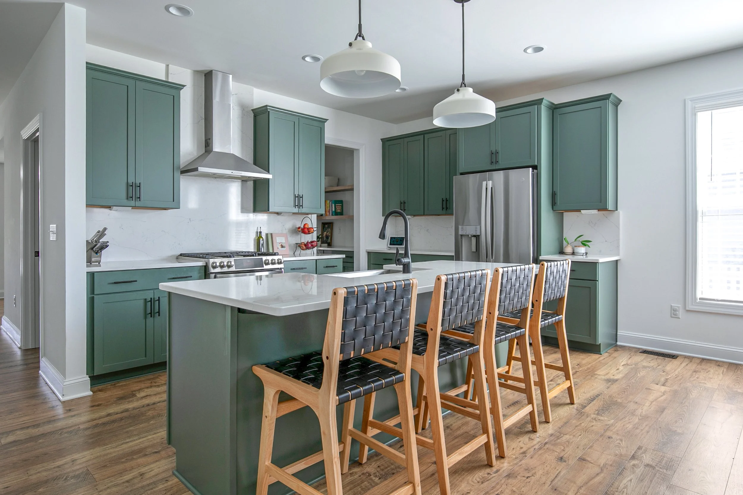 3106 Montrose Ave (19 of 58).jpg