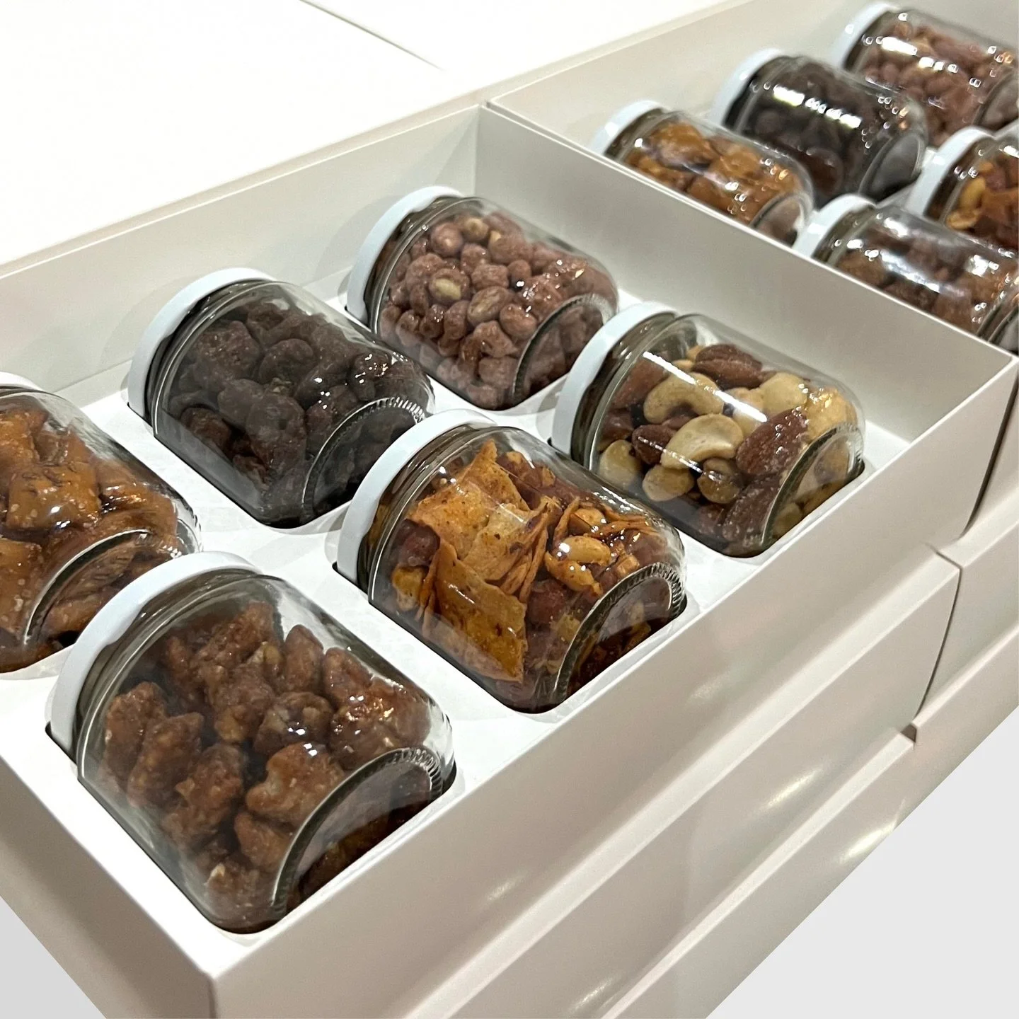 En Lovely Gift, creemos que los regalos m&aacute;s memorables no solo se entregan&hellip; se sienten.
Por eso cuidamos cada empaque, cada lazo y cada detalle, para que quien lo reciba tambi&eacute;n sienta el amor con el que fue hecho. 💫

▫️ Visita 