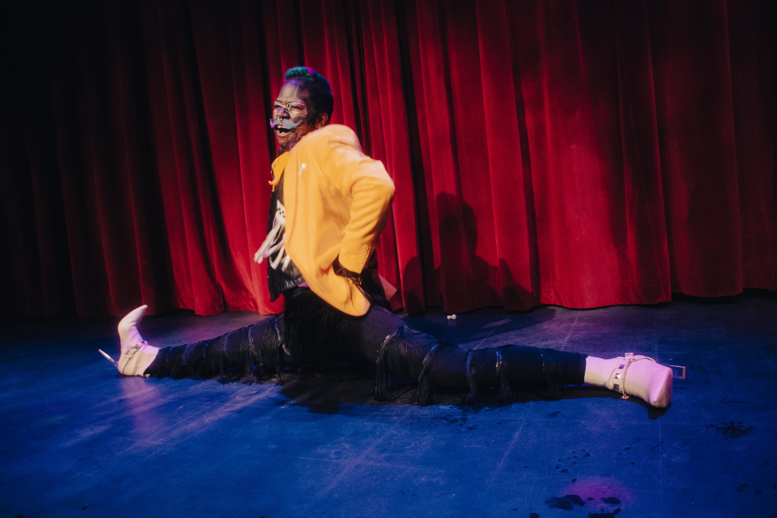 Discow @ Buddies - Photog- Victoria McEwan @vic_shmik - 100.jpg