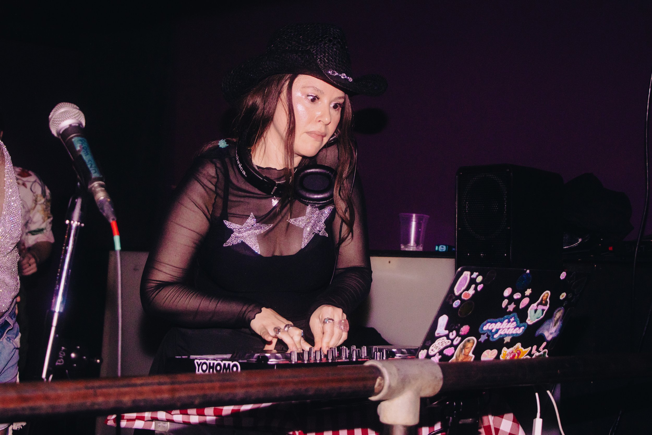 Discow @ Buddies - Photog- Victoria McEwan @vic_shmik - 094.jpg