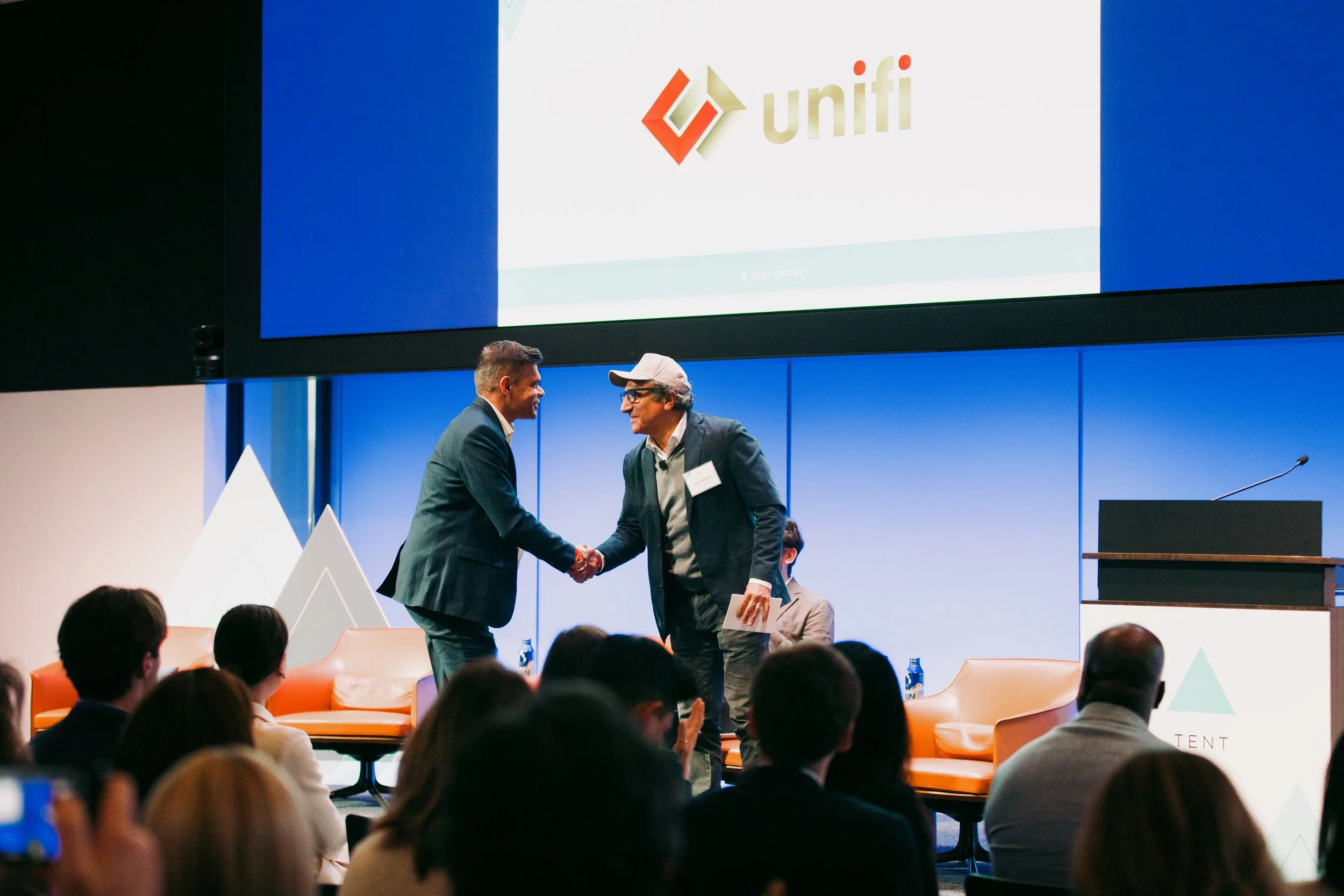 tent-business-summit-20240326-1-7.jpg