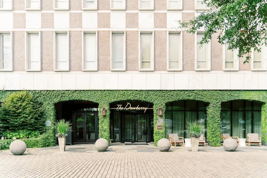 THE DEWBERRY CHARLESTON