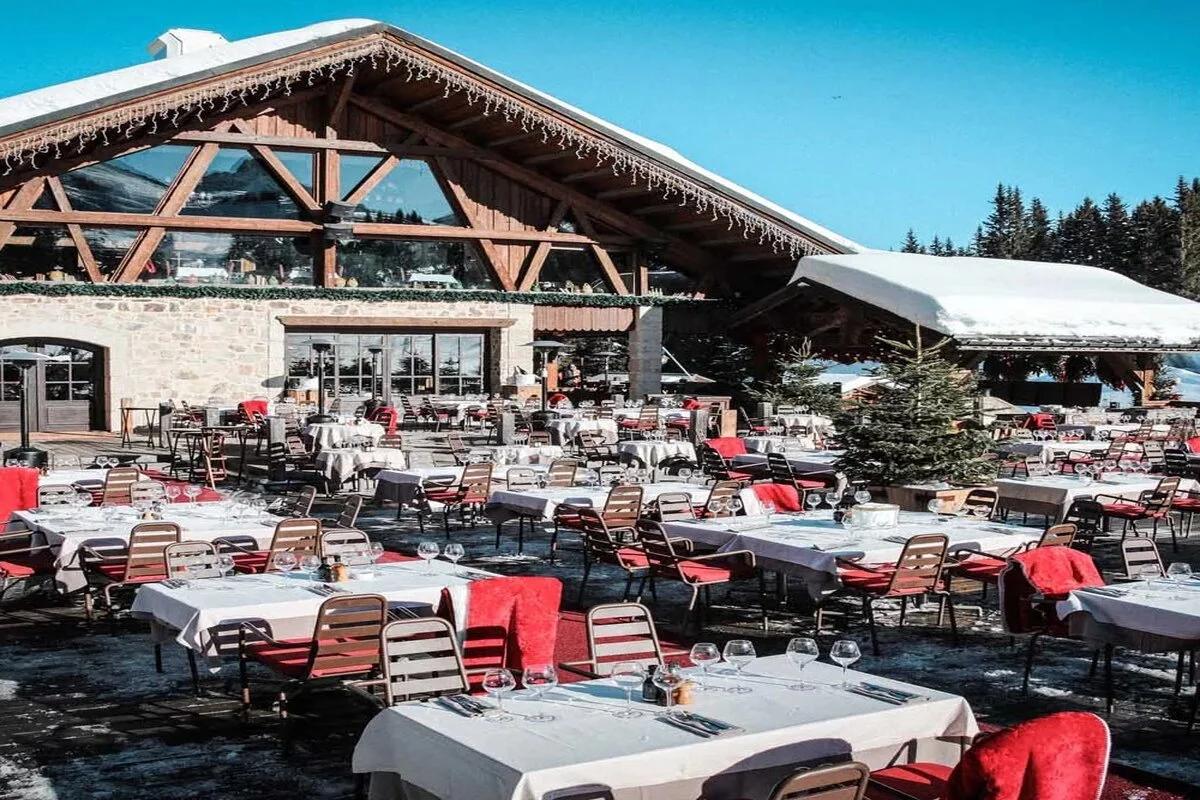 LE CHALET DE PIERRES