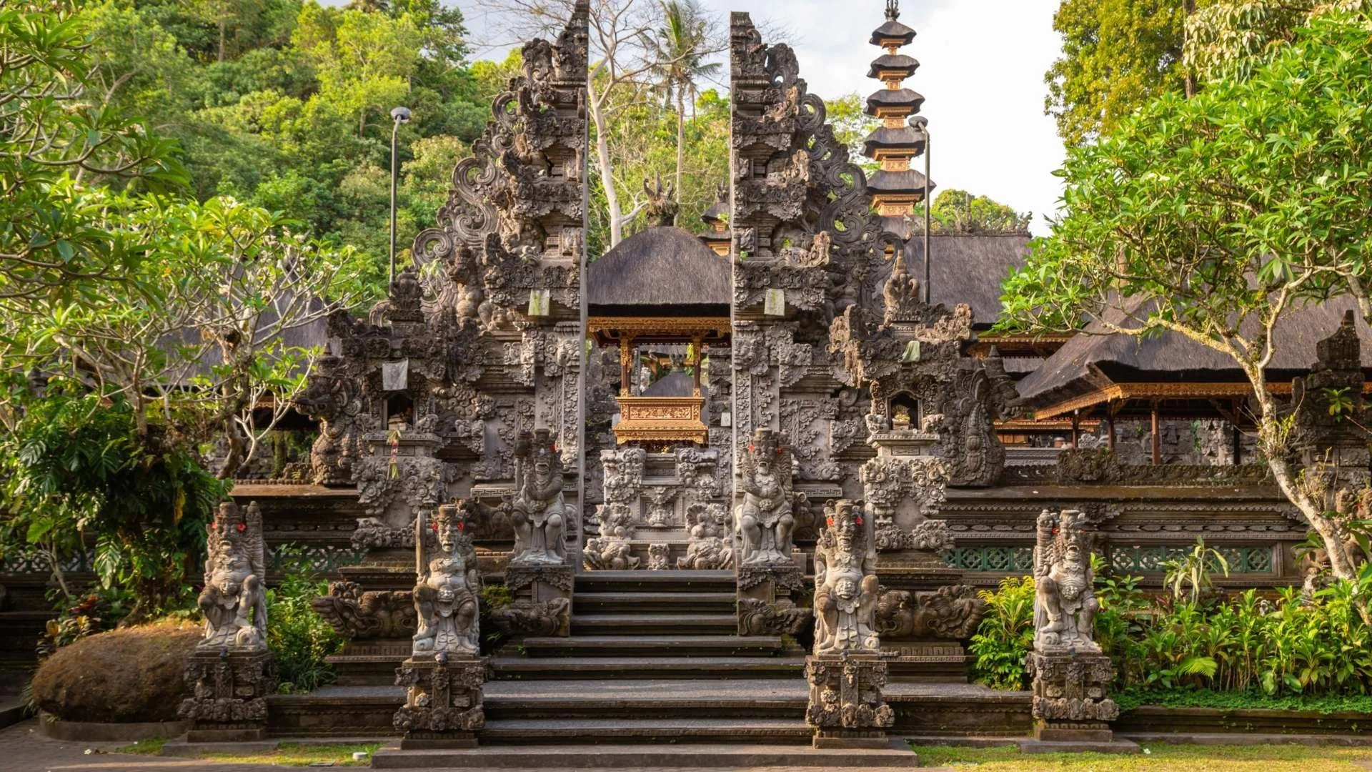 Mount Lebah Temple
