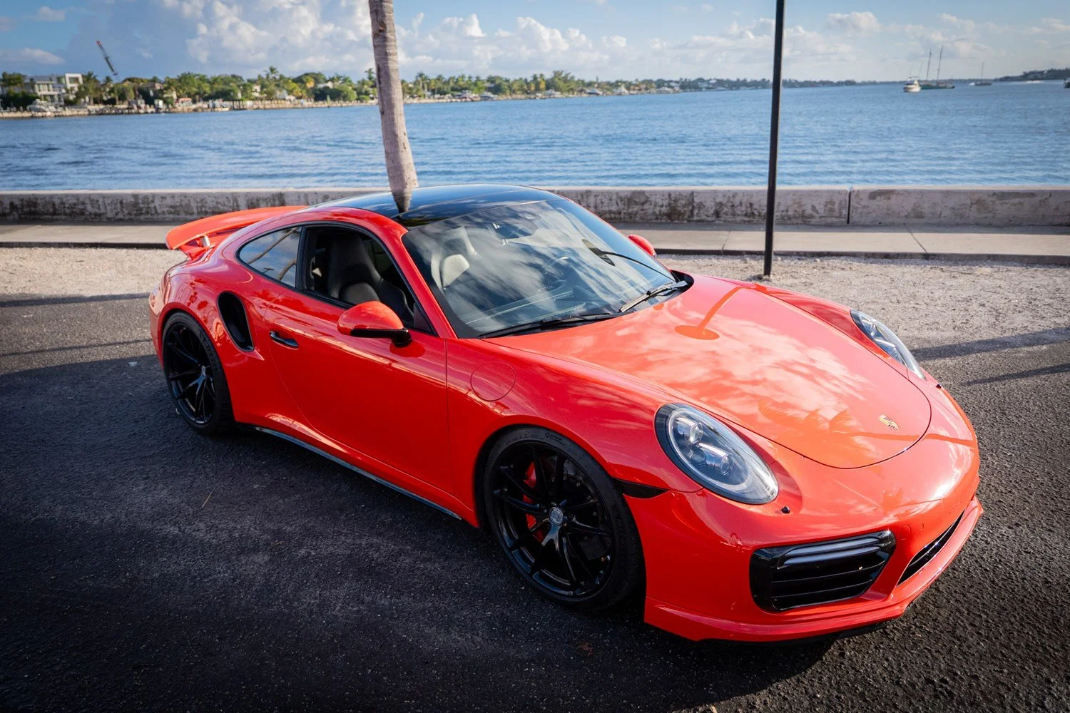 14 - porsche-911-turbo-s-front-three-quarter-low.jpg