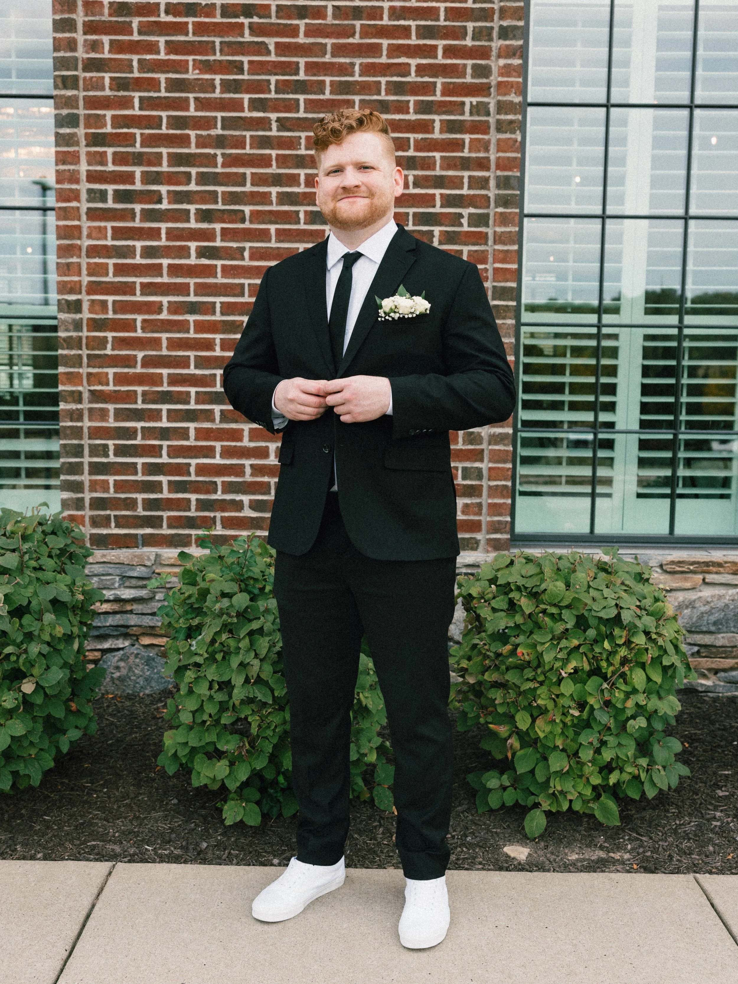 groom portraits