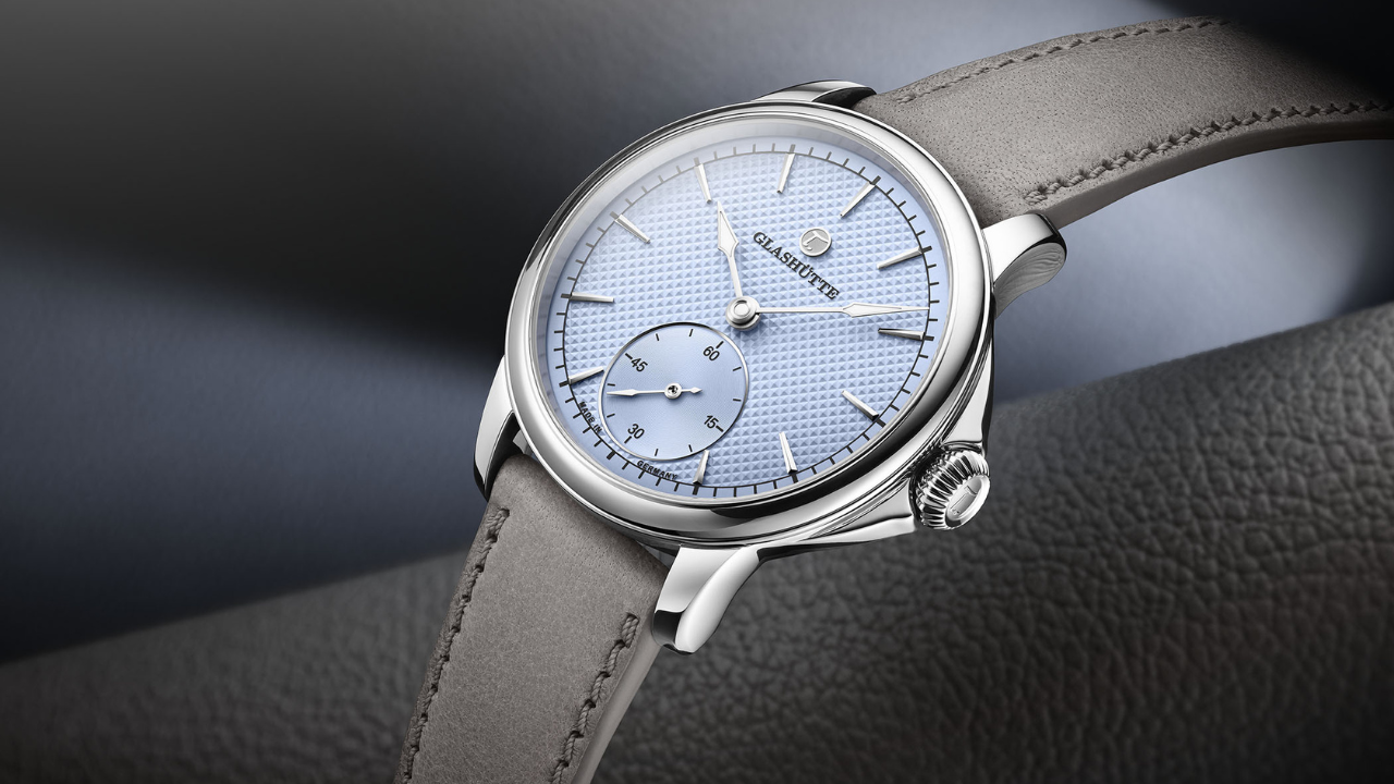 Tutima apresenta Patria Titanium Light Blue e reforça elegância saxônica em versão mais leve
