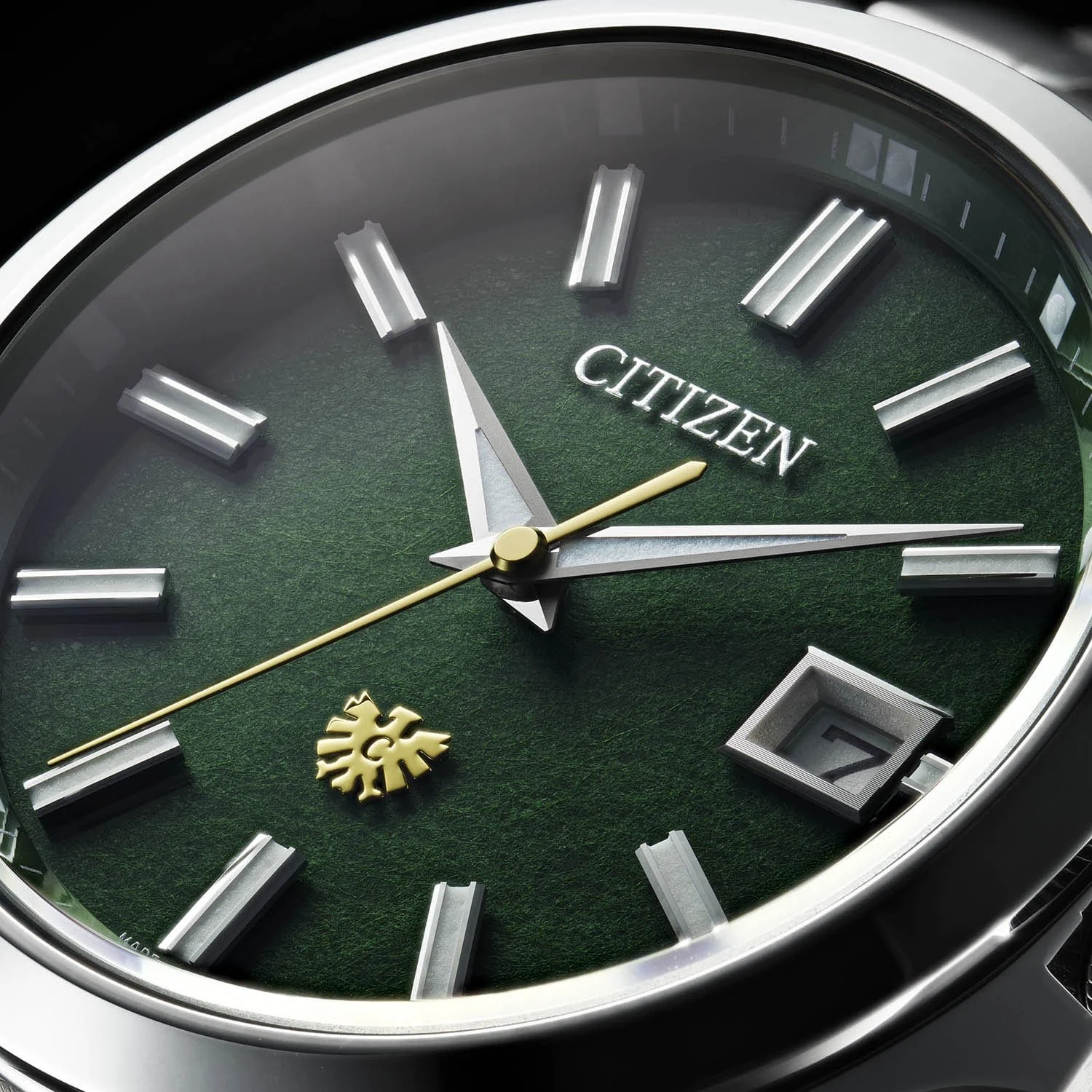 Citizen-Eco-Drive-50th-Anniversary-Edition-AQ4091-56W-2.jpg