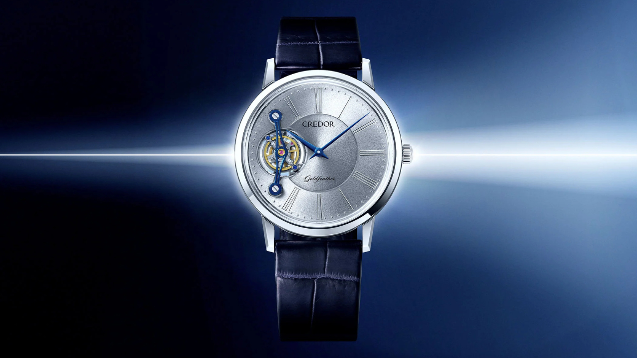 Credor Goldfeather Tourbillon GBCF997: gravação manual em platina, frente e verso