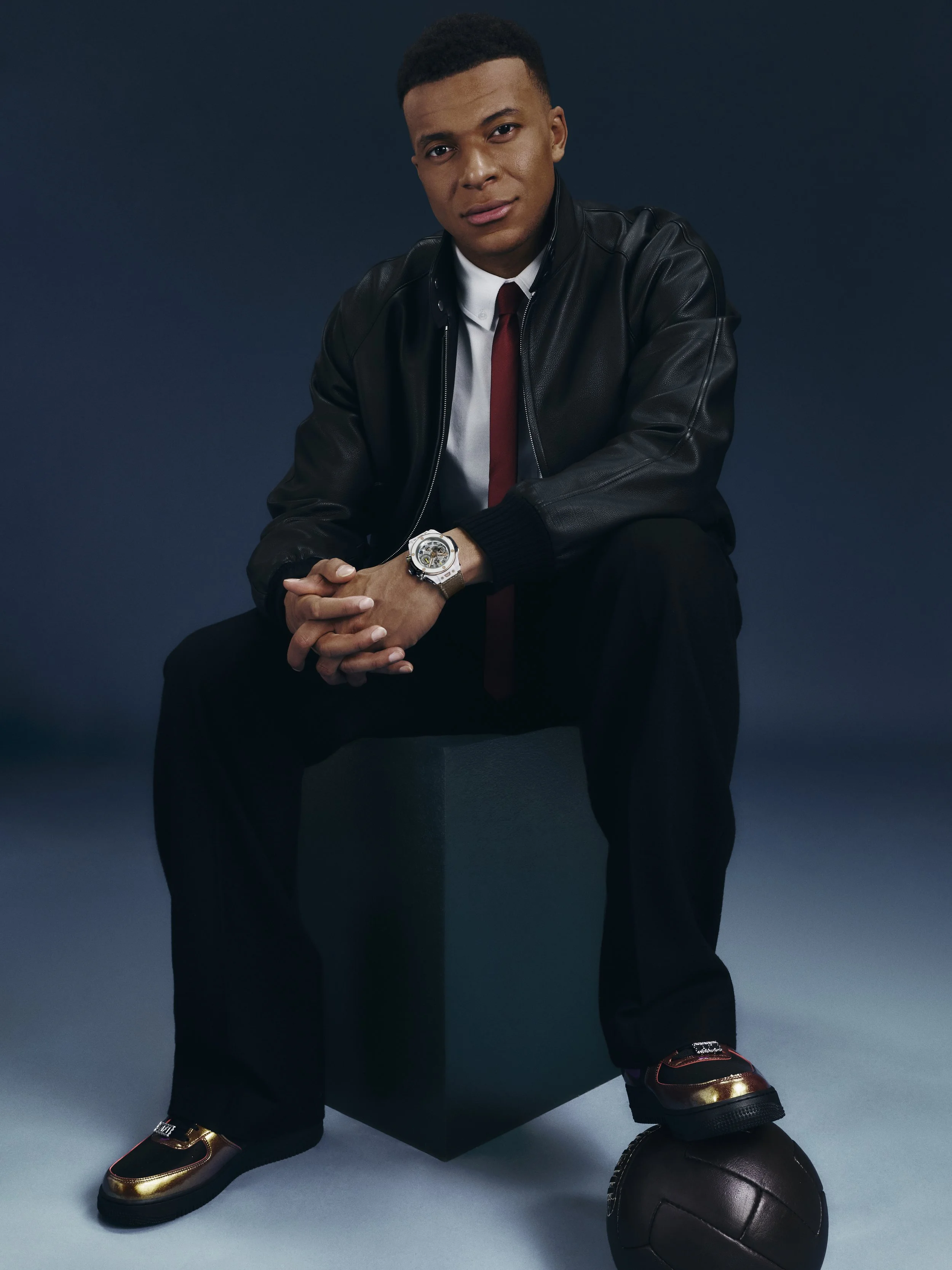 Hublot-Ambassador-Kylian-Mbappe-wearing-the-Big-Bang-Reloaded-Kylian-Mbappe-2.jpg