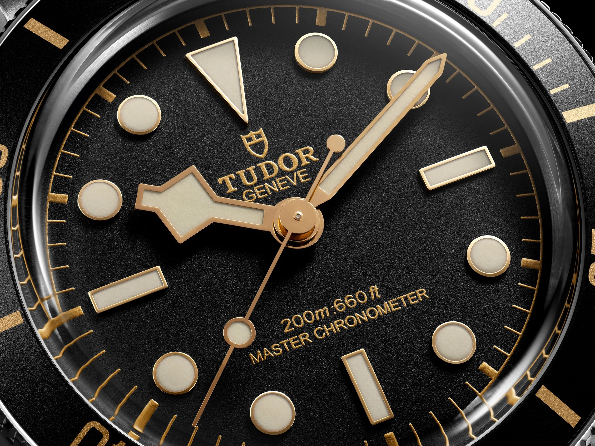 TUDOR_NP26_BLACK BAY 58_LIFESTYLE_1.jpg