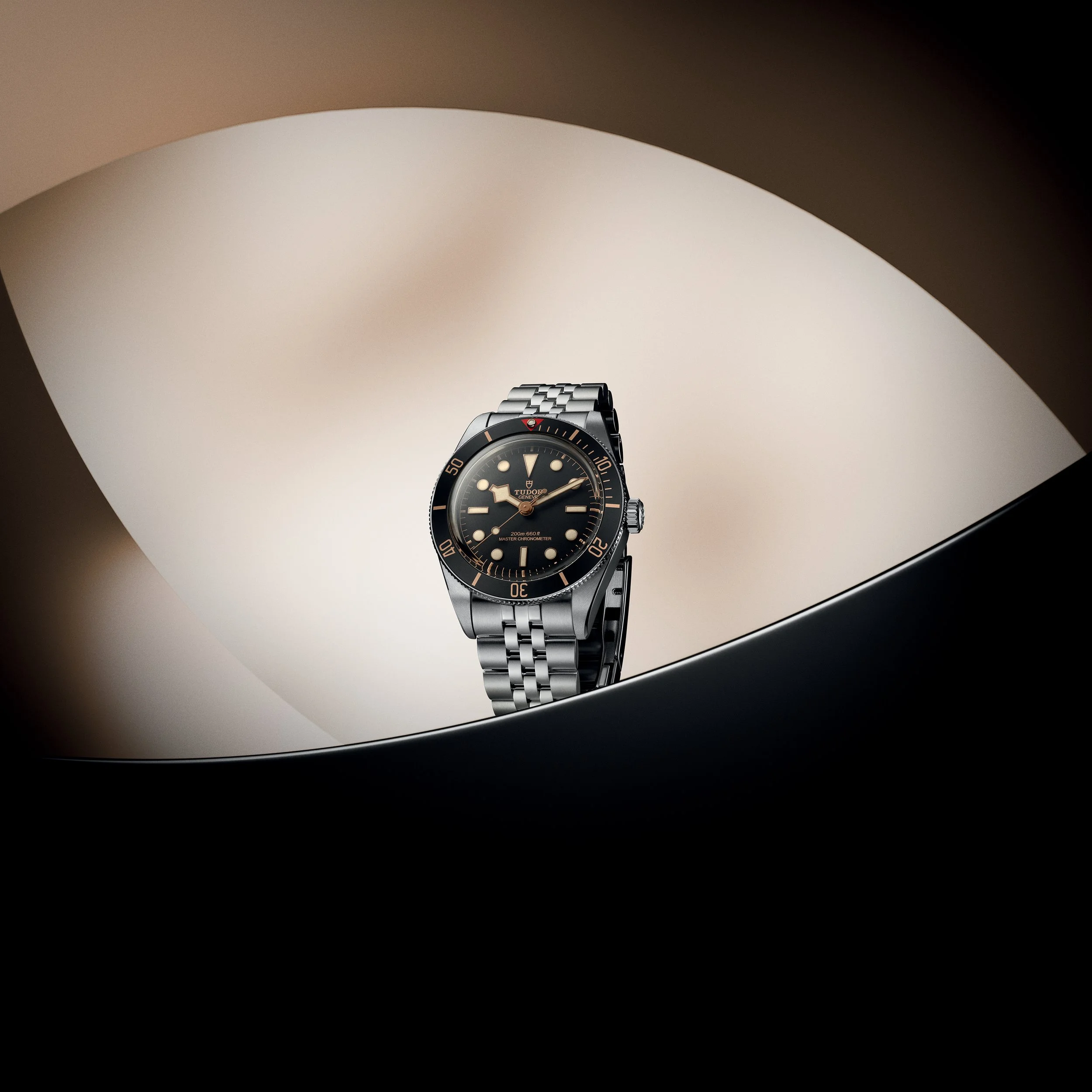 TUDOR_NP26_BLACK BAY 58_LIFESTYLE_8.jpg