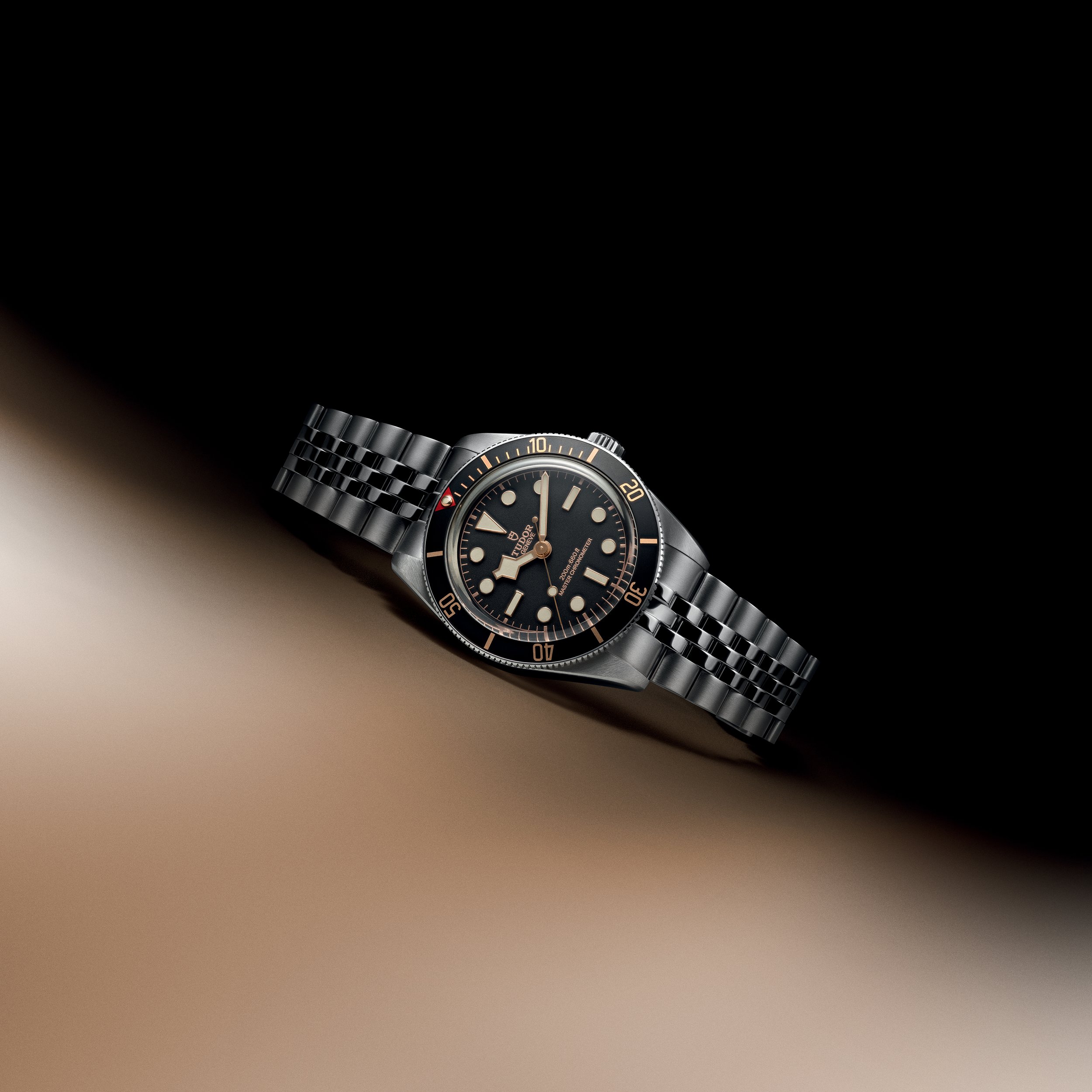 TUDOR_NP26_BLACK BAY 58_LIFESTYLE_9.jpg