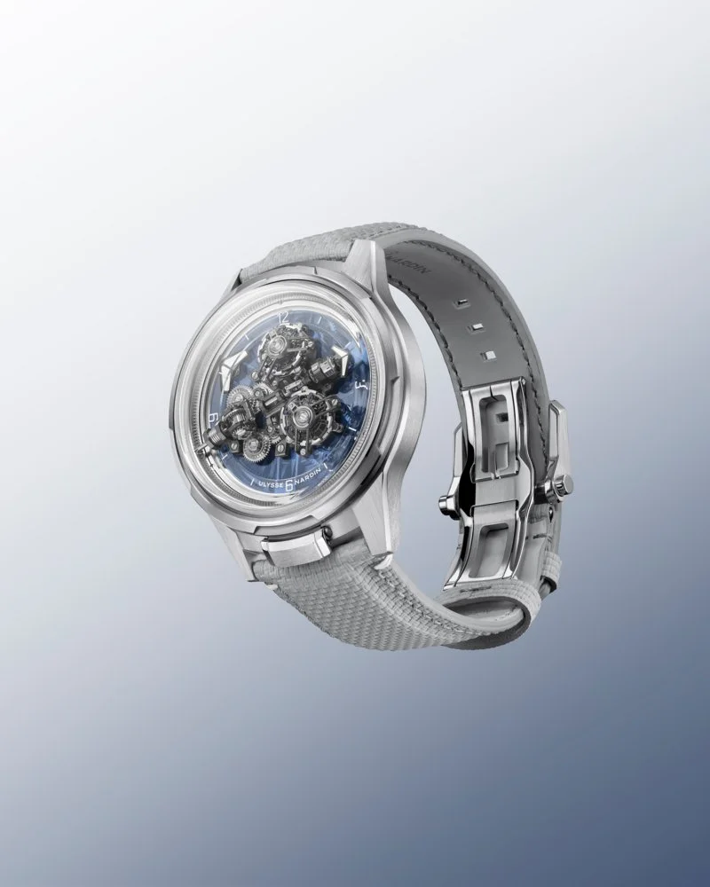 Light version-SUPER FREAK_ULYSSE NARDIN_2520-500LE-3A-BLUE_3A (1).jpg