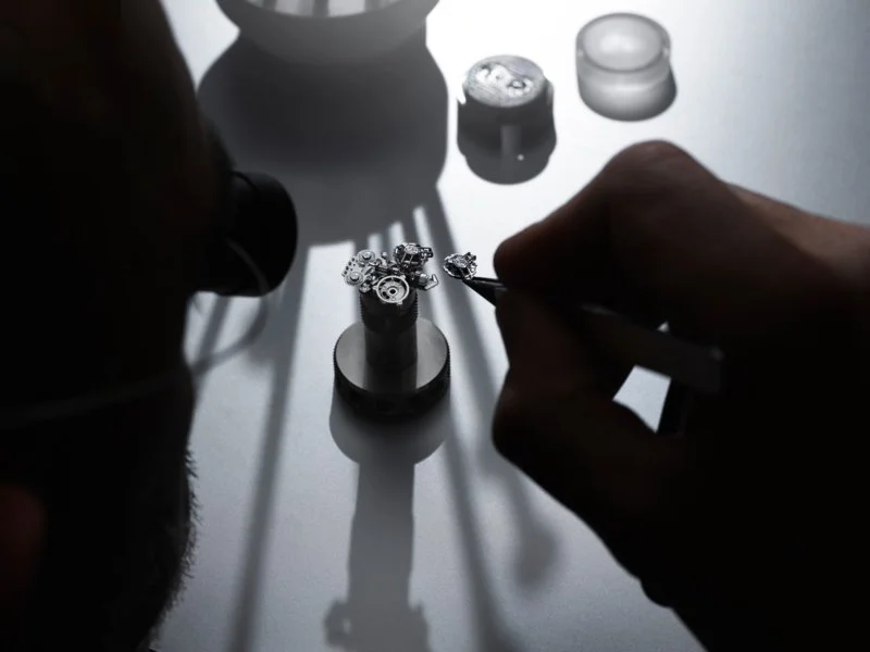 Light version-SUPER FREAK_ULYSSE NARDIN_ATELIER_ 2520-500LE-3A-BLUE_3A (4).jpg