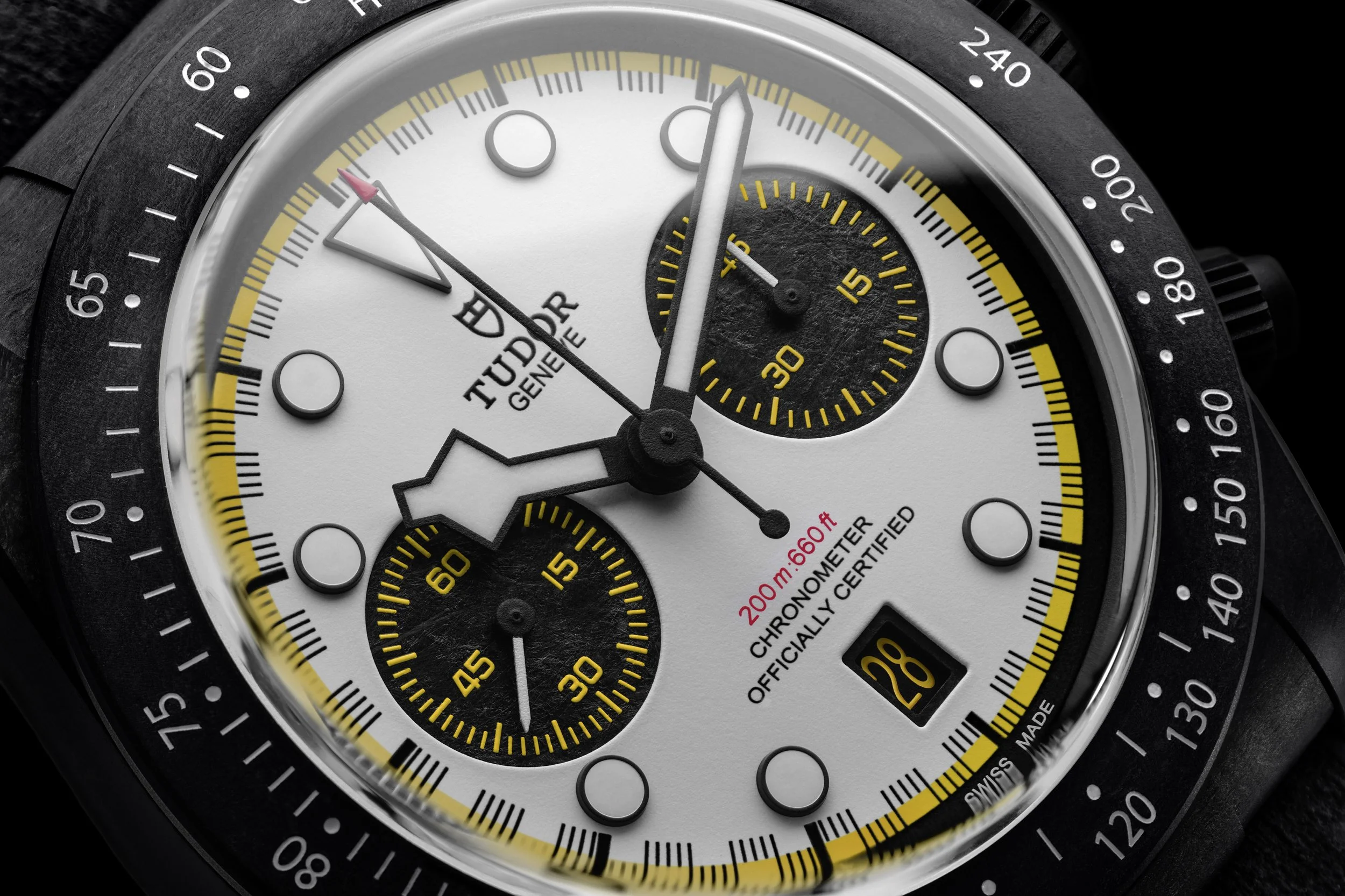 TUDOR_NP26_BlackBayChrono_Carbon26_Lifestyle_2.jpg