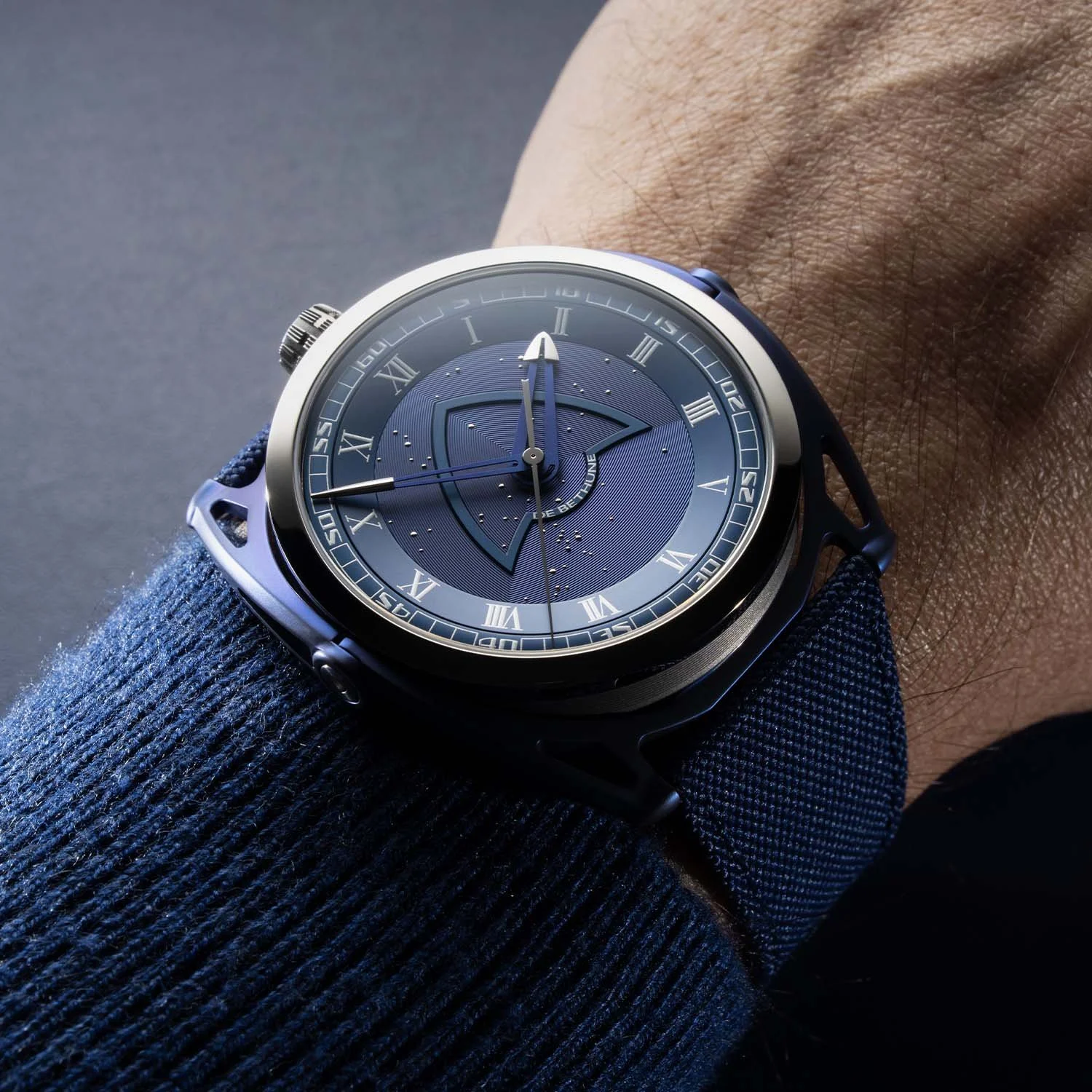 De-Bethune-DB27-Night-Hawk-EsperLuxe-7.jpg