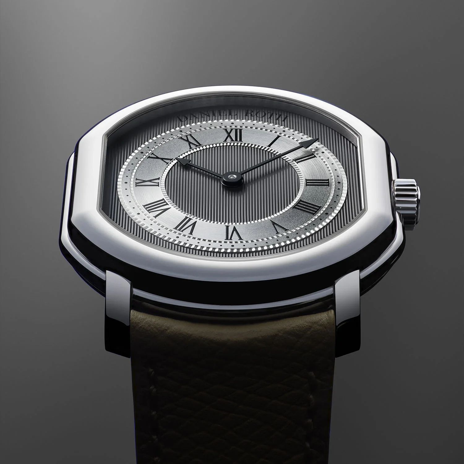 2026-Daniel-Roth-Extra-Plat-Platinum-Grey-Dial-Striped-Guilloche-7.webp