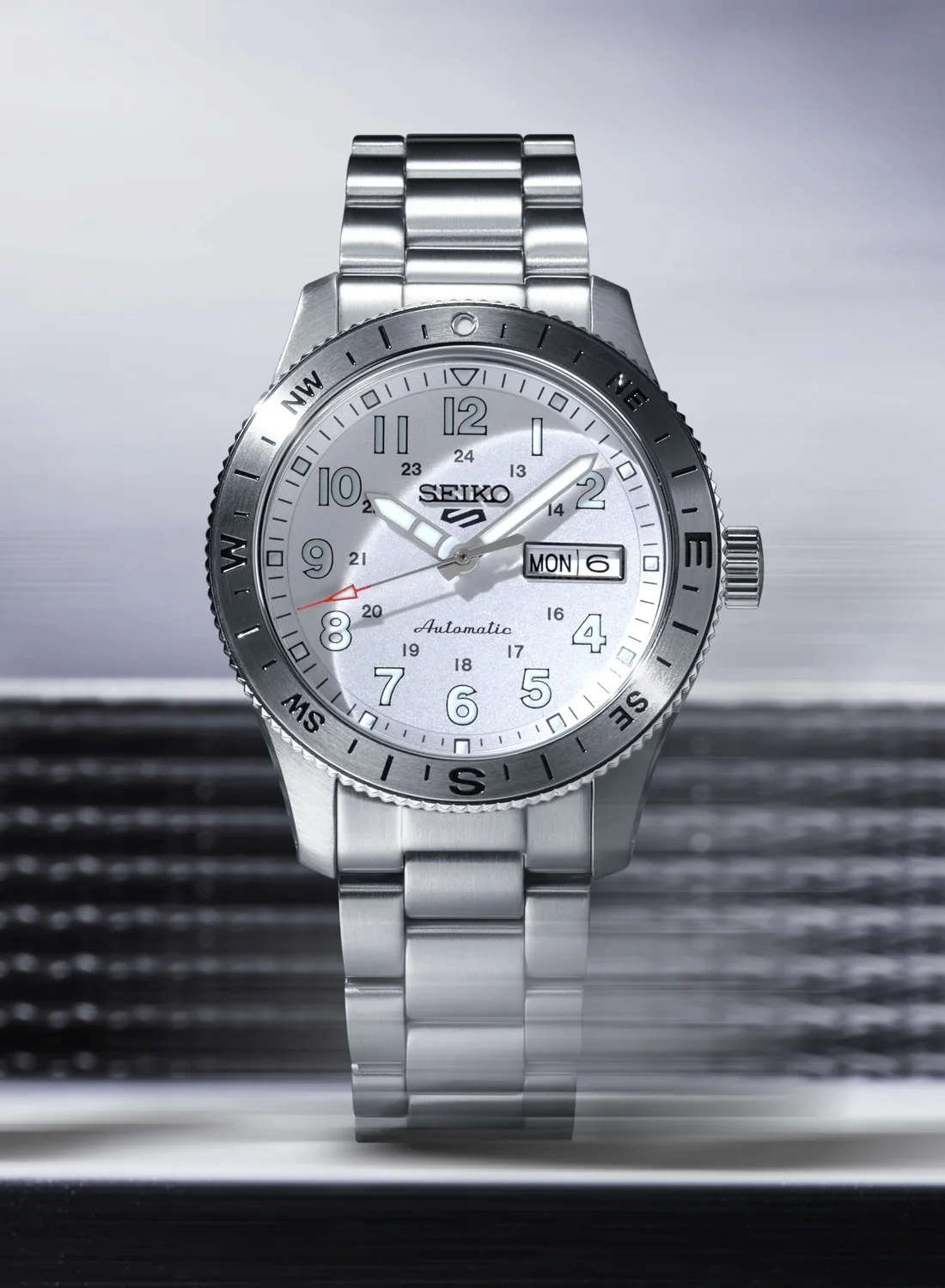2026-seiko-5-sports-field-series-compass-bezel-hdb006-hdb007-hdb008-hdb009-7.webp