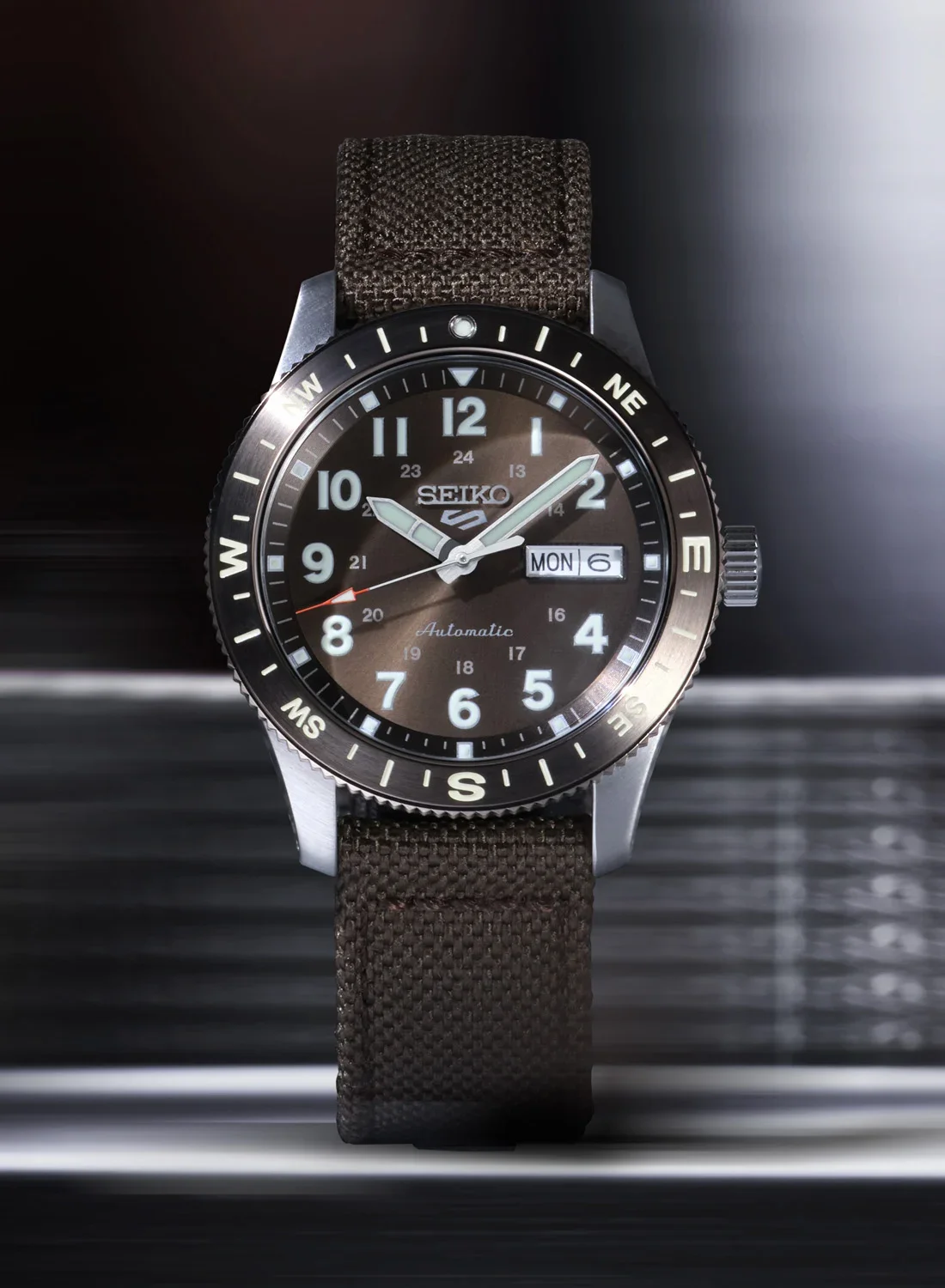 2026-seiko-5-sports-field-series-compass-bezel-hdb006-hdb007-hdb008-hdb009-8.webp
