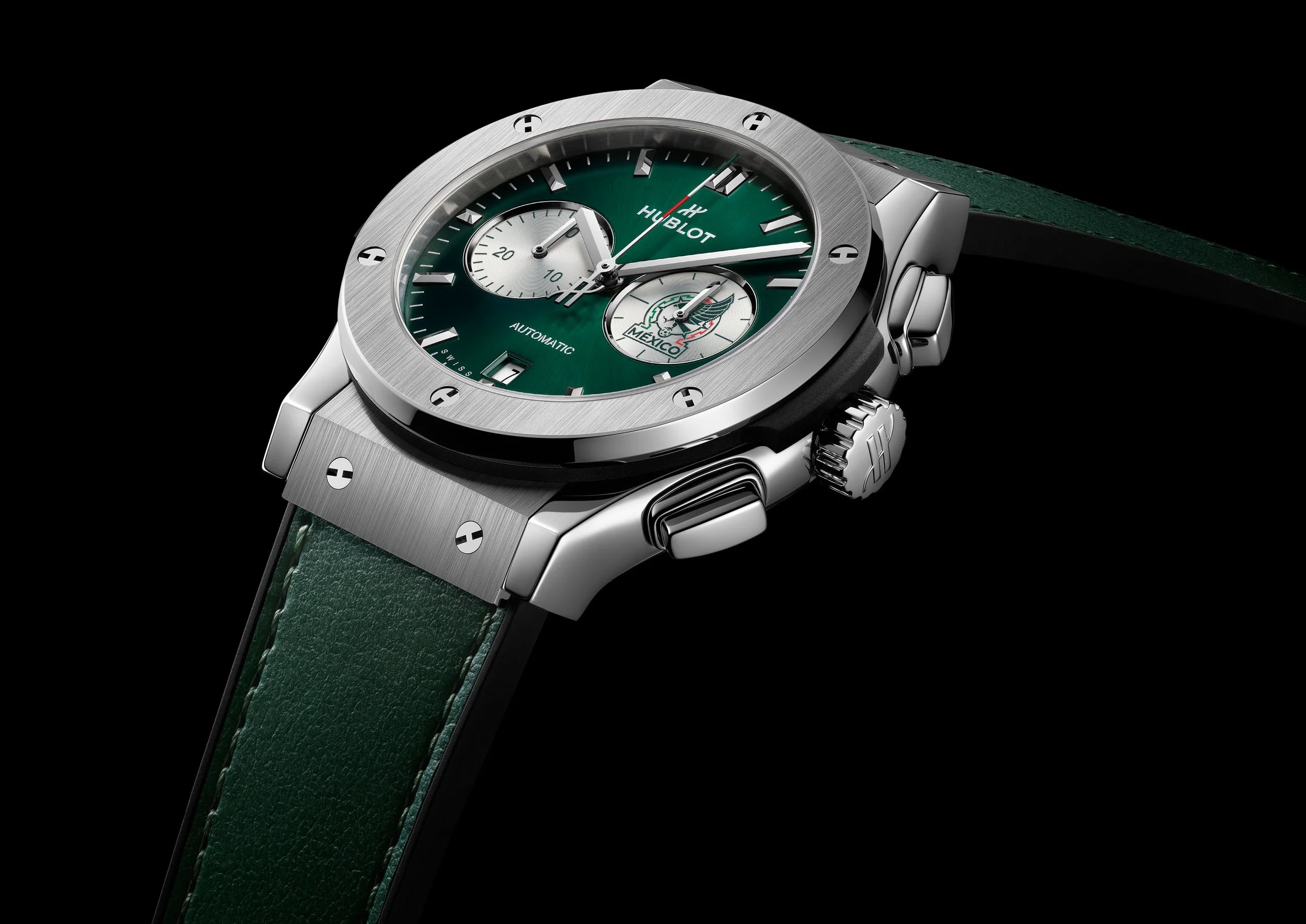 CLASSIC-FUSION-CHRONOGRAPH-SNM-TITANIUM-2.jpg