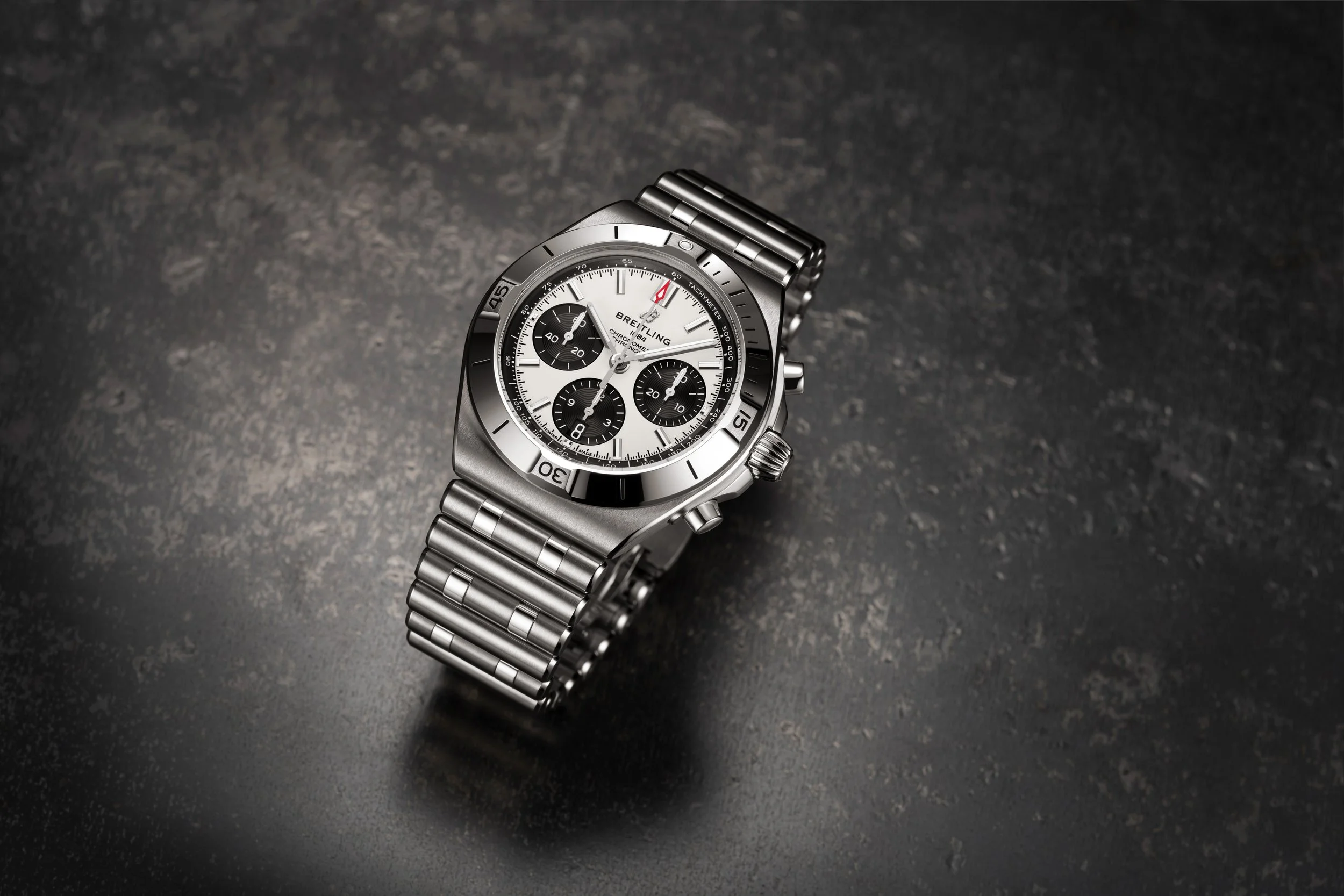 29_Breitling Chronomat B01 42_AB0158101A1A1_White_RGB.jpg
