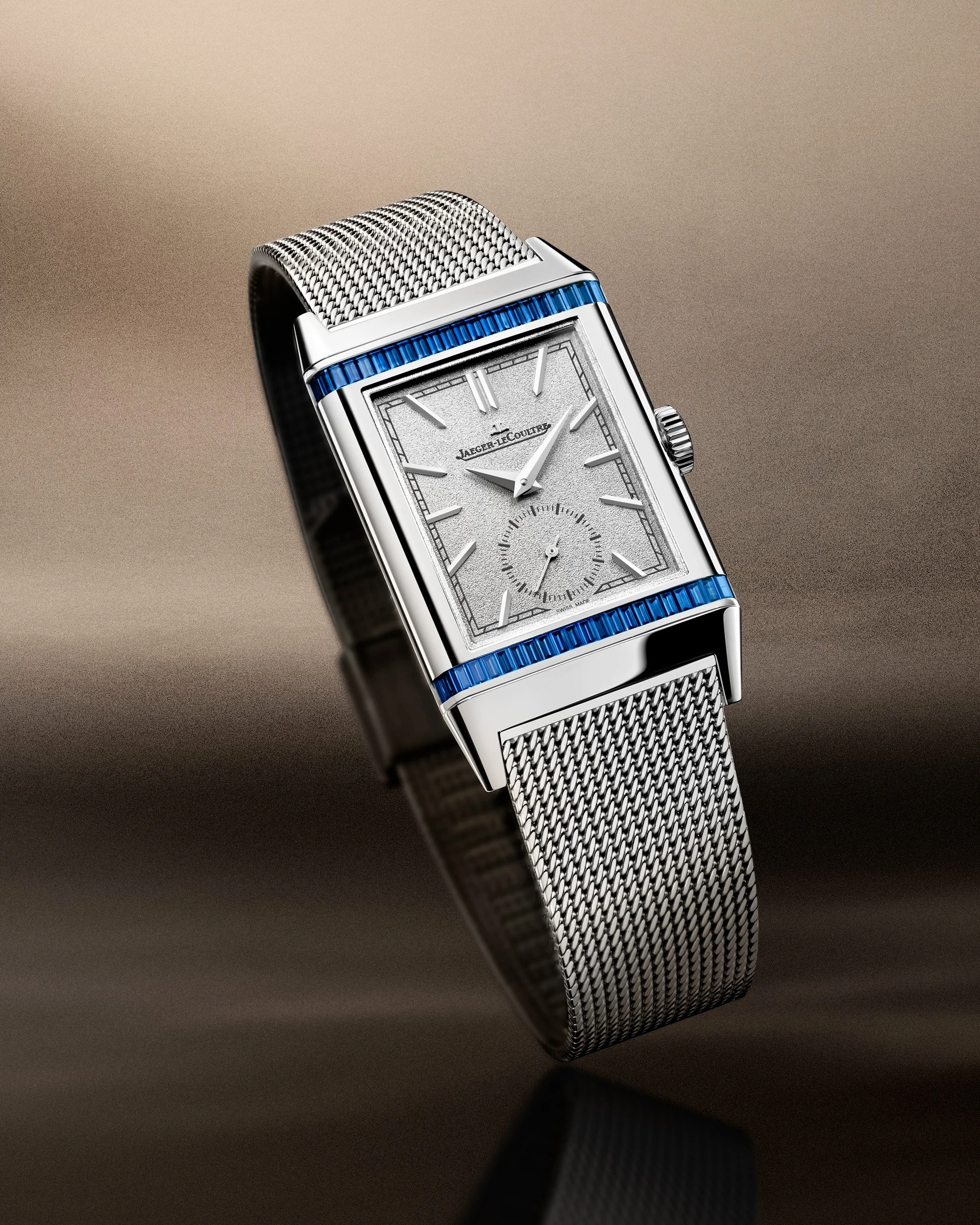 2026_relaunch_reverso_cocktail_q713311j_levitation_srgb_4-5.jpg