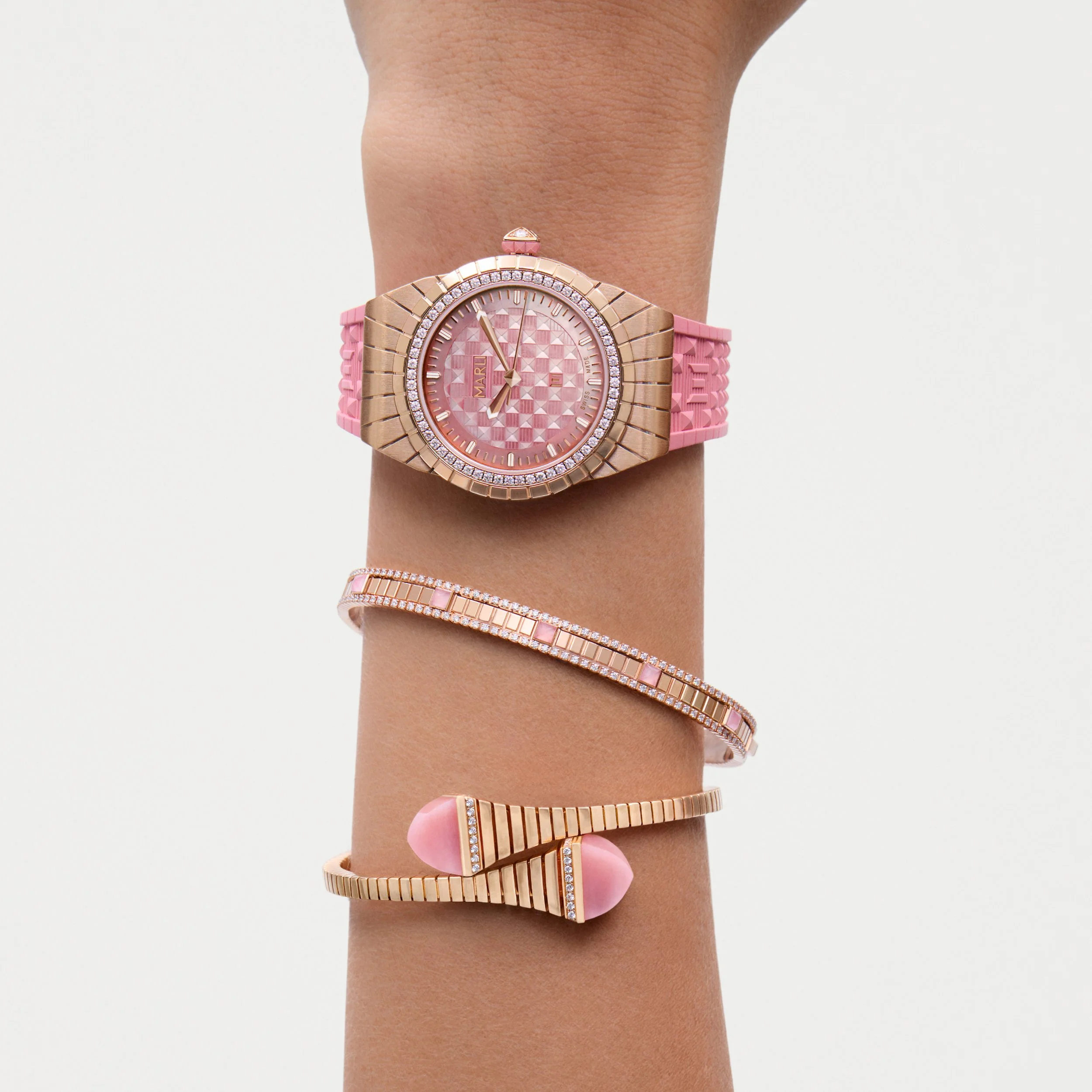 TIMEPIECES_KV4_02 1x1.jpg