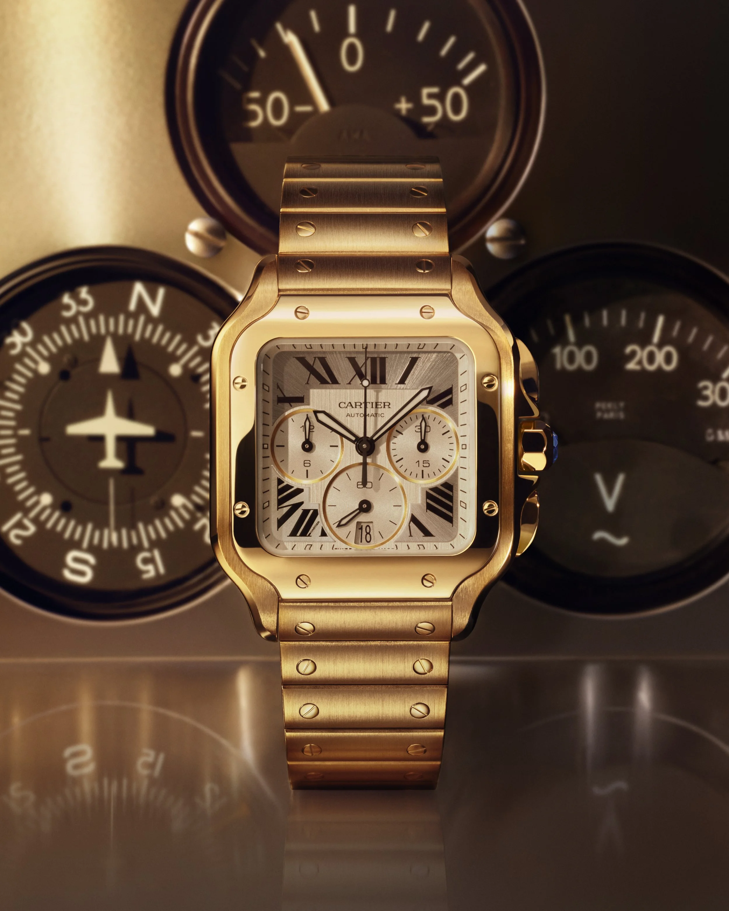 PUWA12070_Santos-de-Cartier_CHRONOGRAPH-Gold_STILL-LIFE_Press_24x30.jpg