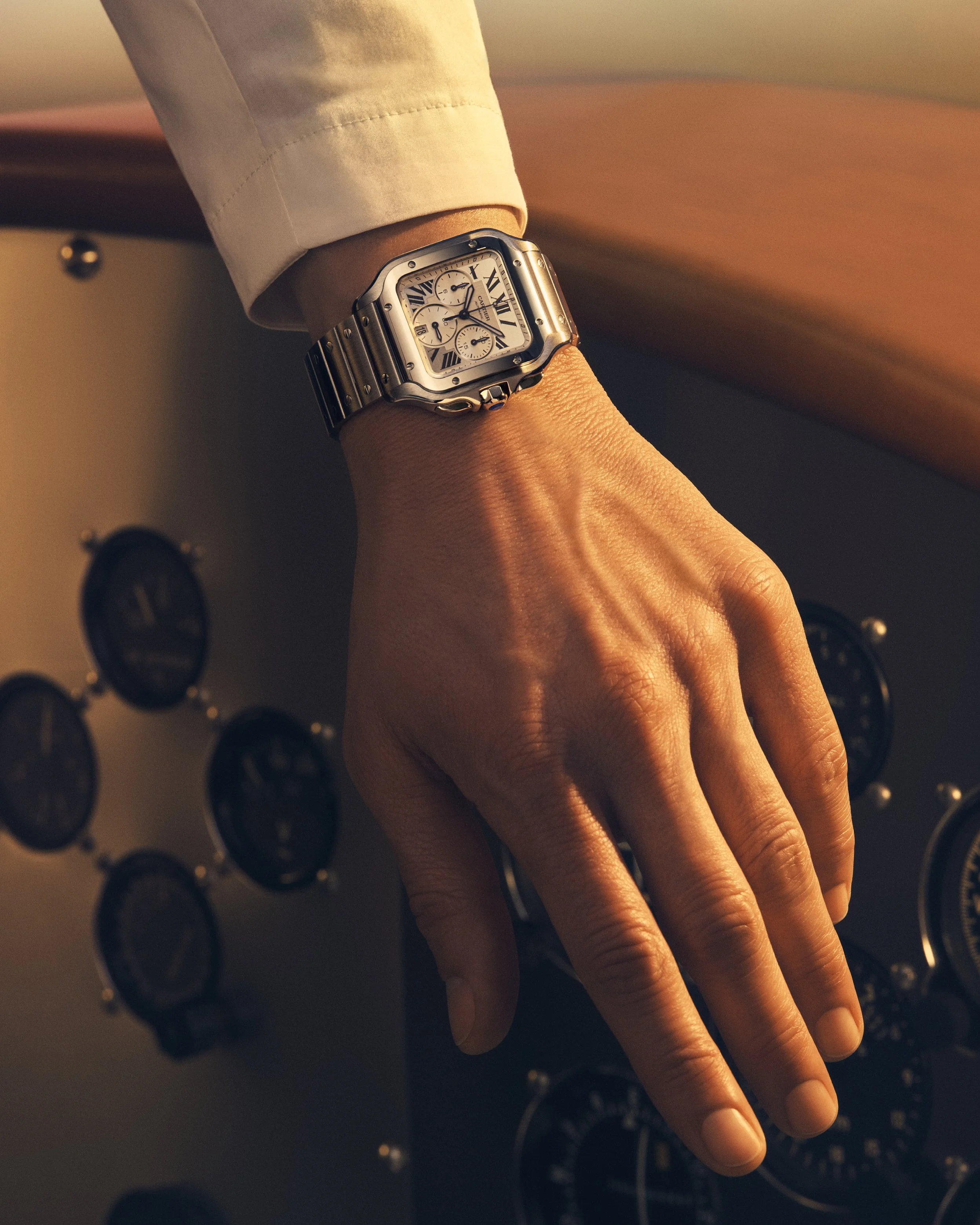 PUWA12076_Santos-de-Cartier_CHRONOGRAPH-Steel_WORN_Press_24x30.jpg