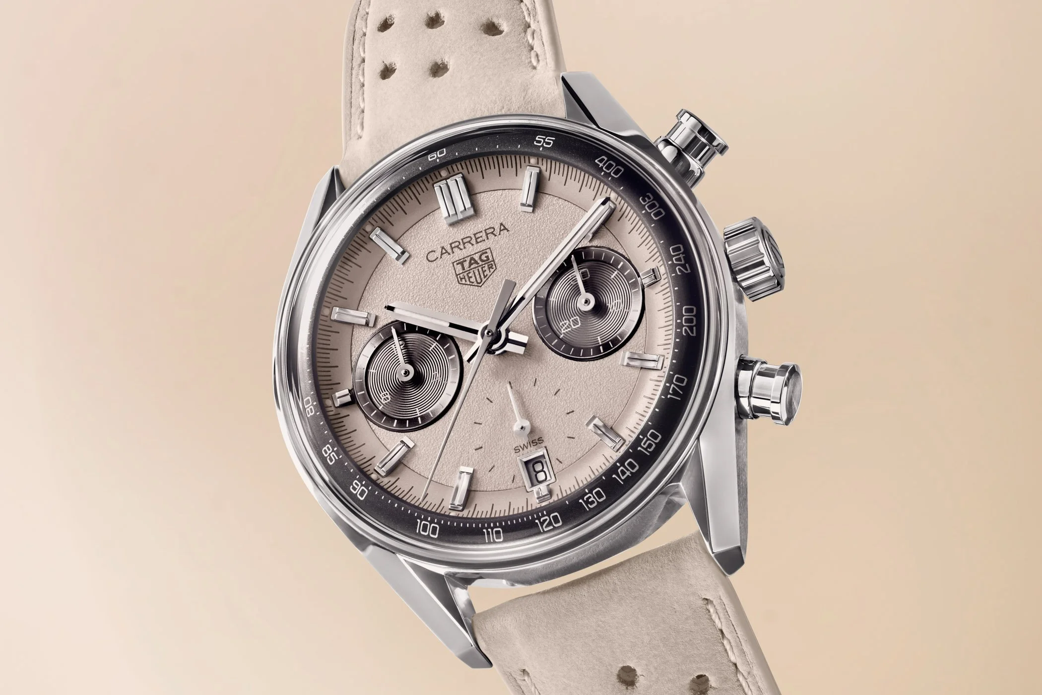 TAG-Heuer-Carrera-Chronograph-Glassbox-Sand-limited-edition-Europe-8.jpg