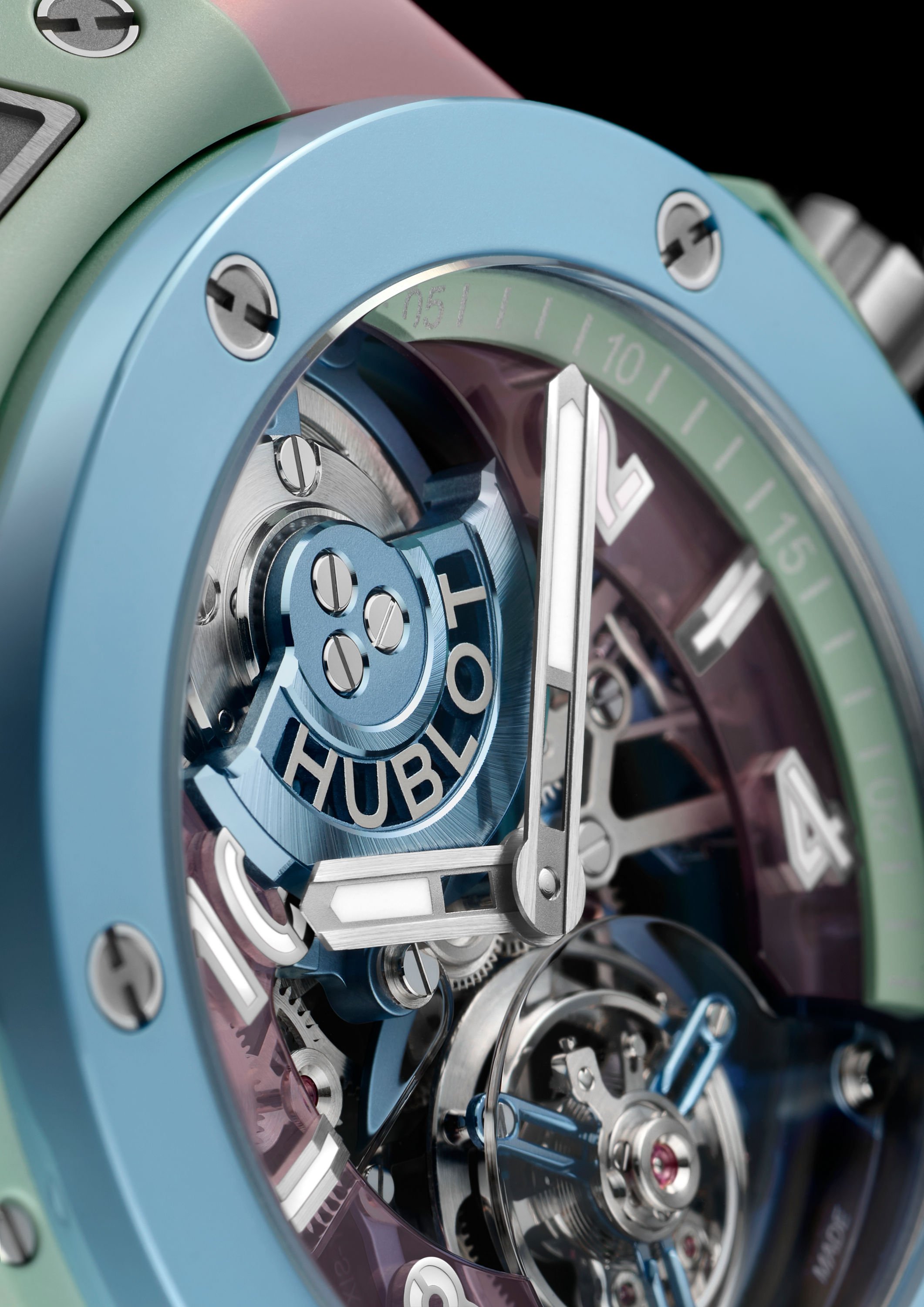 Hublot_Big-Bang-Tourbillon-Multi-Colored-Ceramic-1.jpg