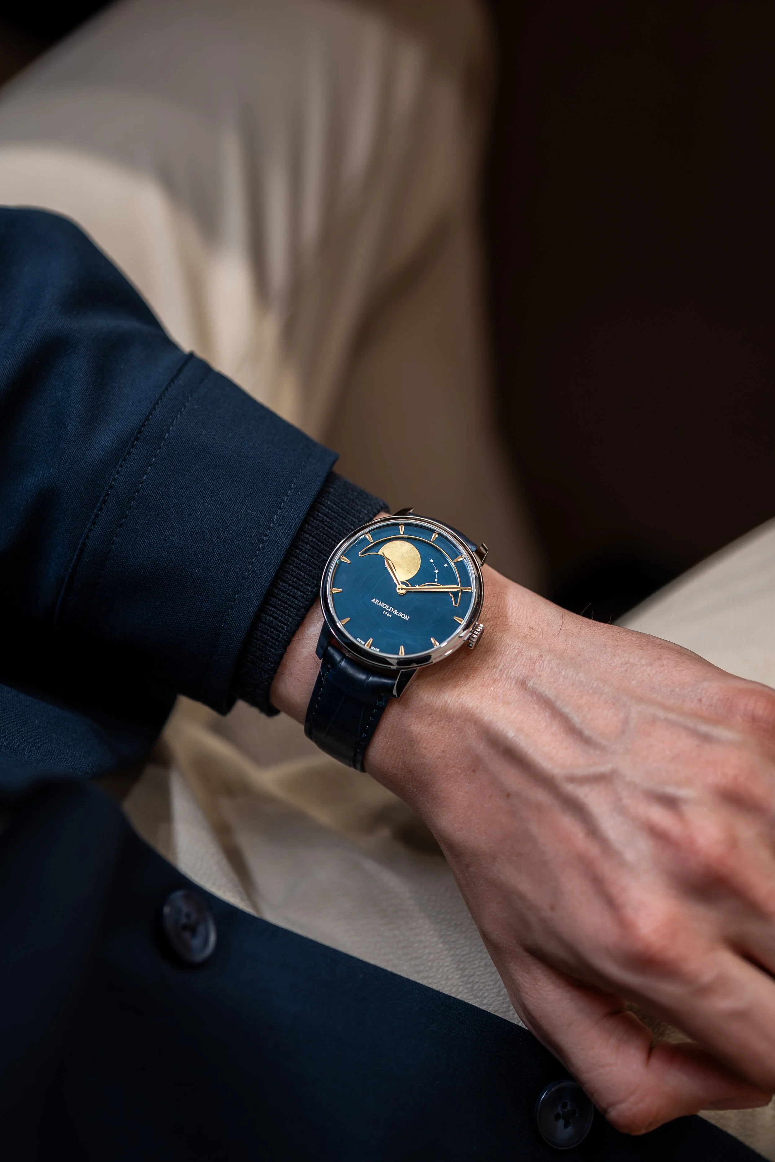 A&S PM 41.5 Steel Colours of the Moon (2).jpg