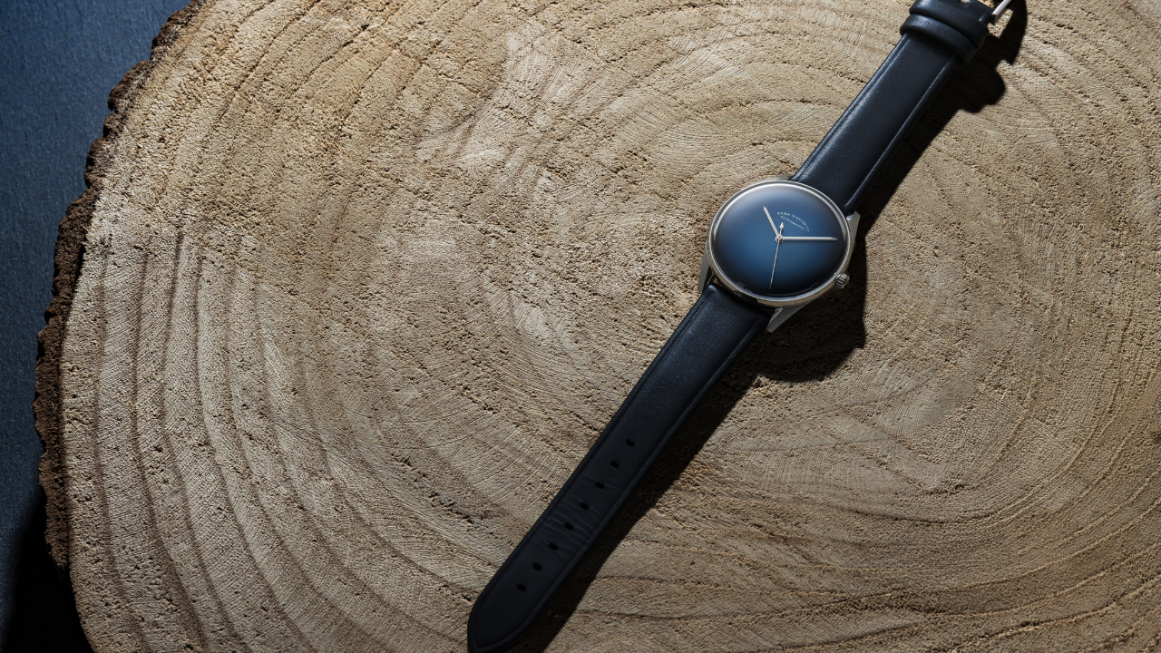 Ace Jewelers x Elka N-Series Essence: o mostrador azul sem marcadores que esgotou em 2024, agora em 36 mm