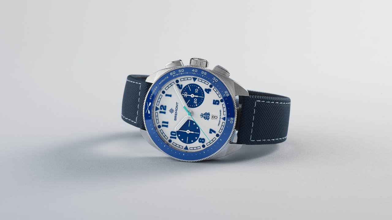 Bremont Terra Nova HRR Chronograph: azul royal, verde menta das cadeiras de deck e contador de remadas em 150 peças para Henley