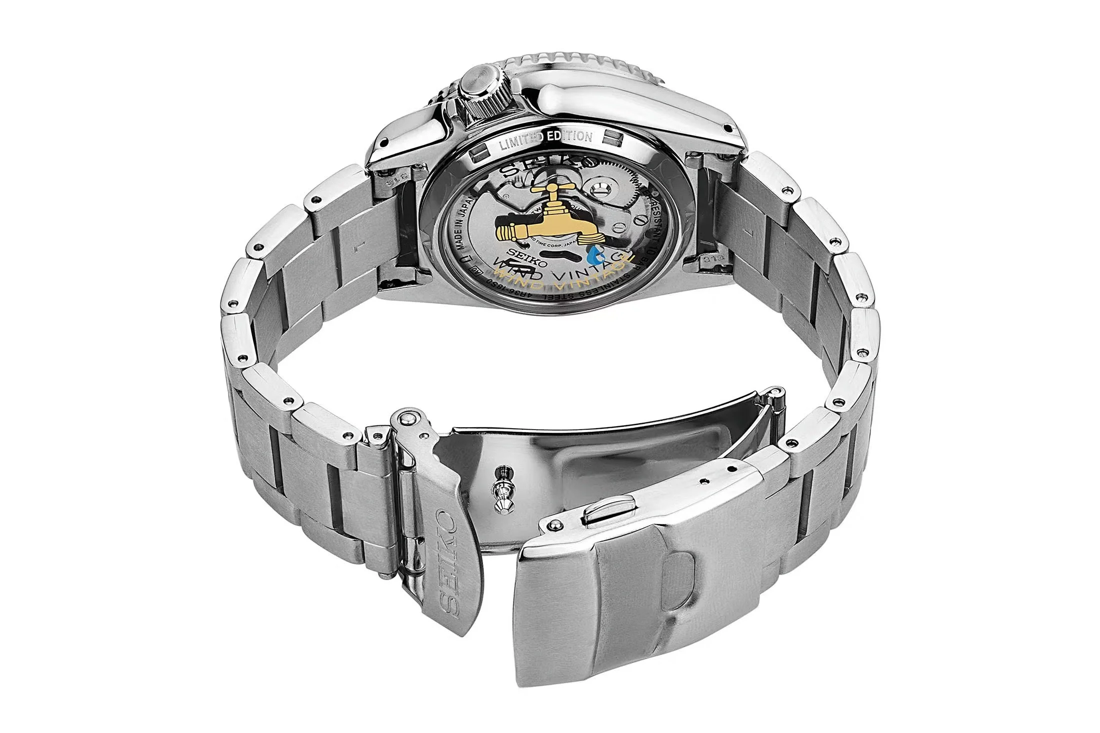 seiko-rowing-blazers-fourthcollab_0031_38mmGreenCaseBack.jpeg