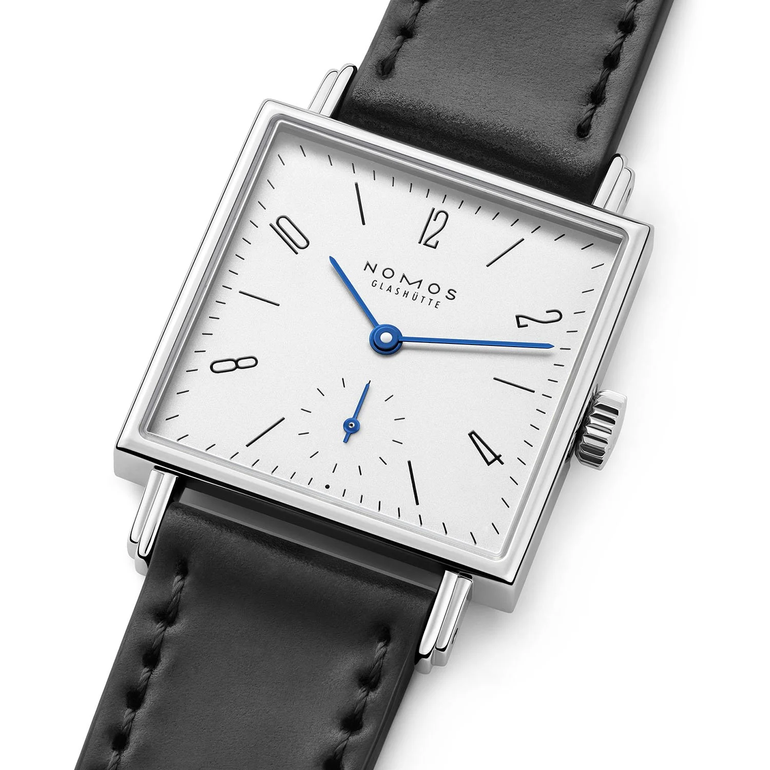 2026-Nomos-Tetra-27-Duo-and-Tetra-27-White-6.jpg