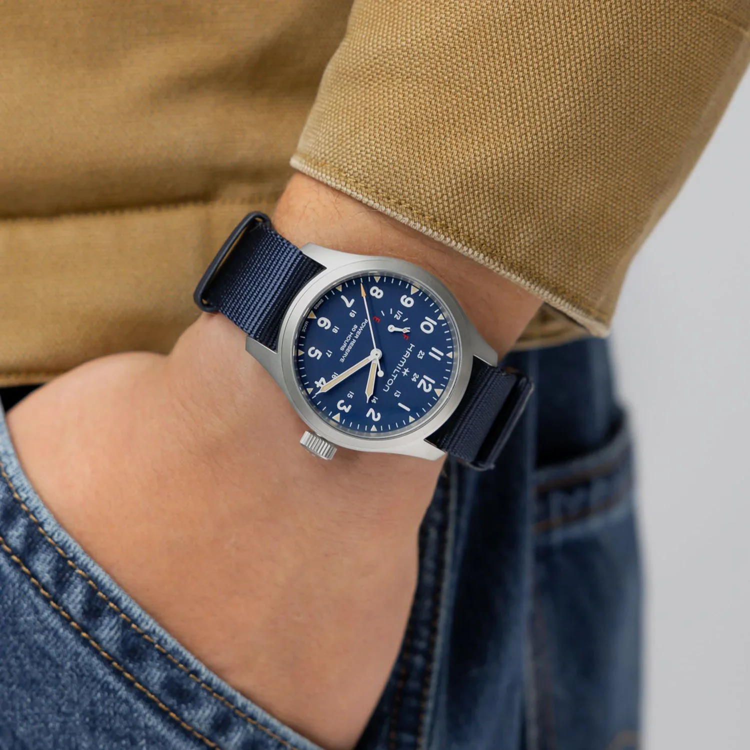 Hamilton-Khaki-Field-Power-Reserve-40mm-Green-and-Blue-Dials-2026-H69509160-H69509960-H69509140-H69509940-9.webp