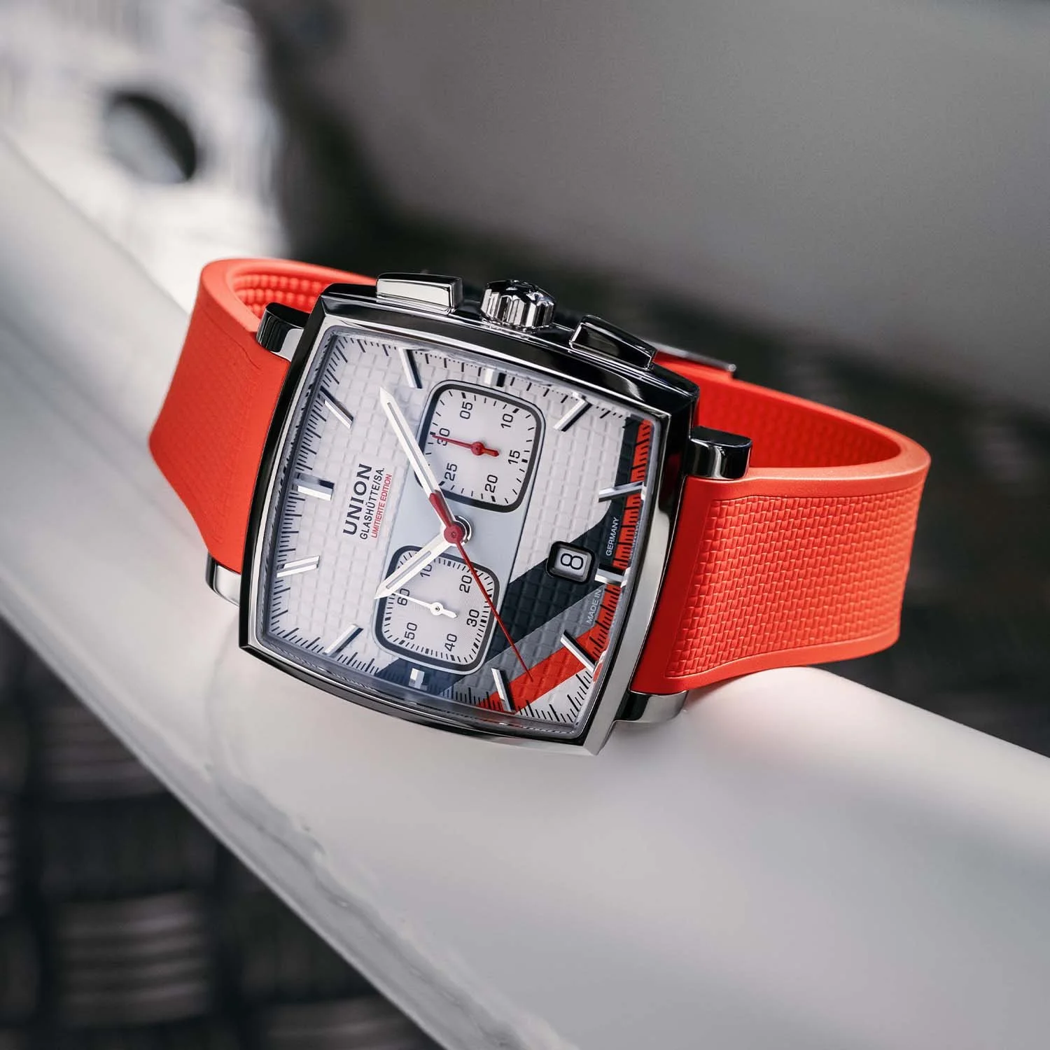 Union-Glashutte-Averin-Chronograph-Limited-Edition-Sachsen-Classic-2026-4.jpg