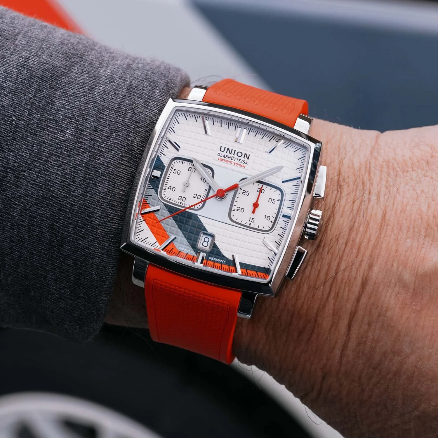 Union-Glashutte-Averin-Chronograph-Limited-Edition-Sachsen-Classic-2026-7.jpg
