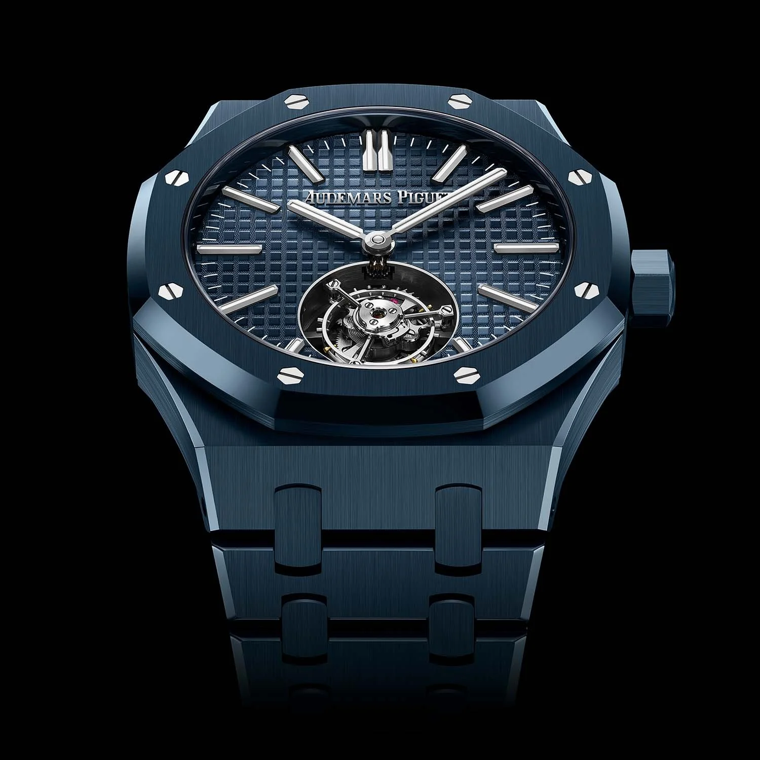 Audemars-Piguet-yal-Oak-Selfwinding-Flying-Tourbillon-Bleu-Nuit-Nuage-Ceramic-26730CD-4.jpg