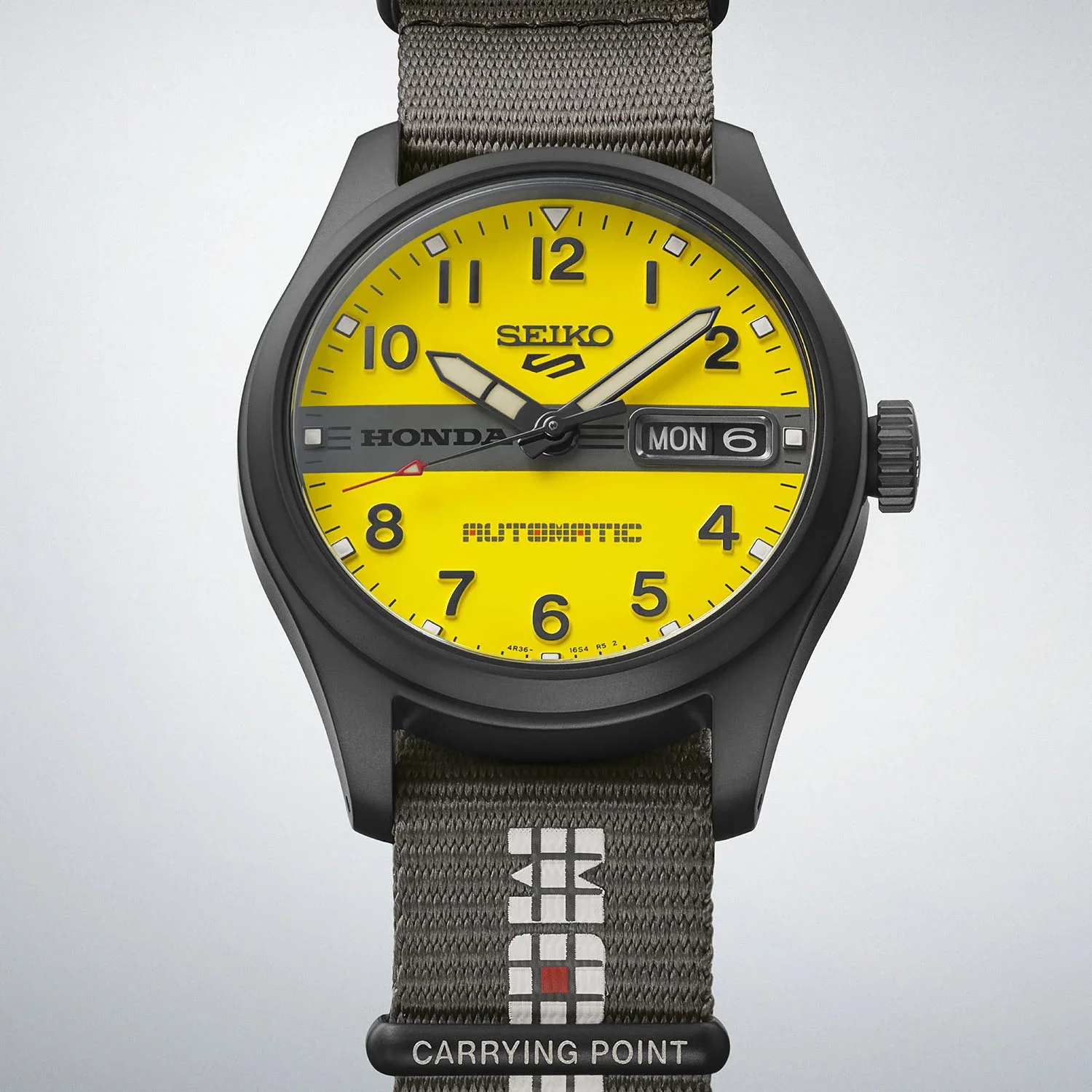 Seiko-5-Sports-x-Honda-Motocompo-45th-anniversary-HDB010-2.webp