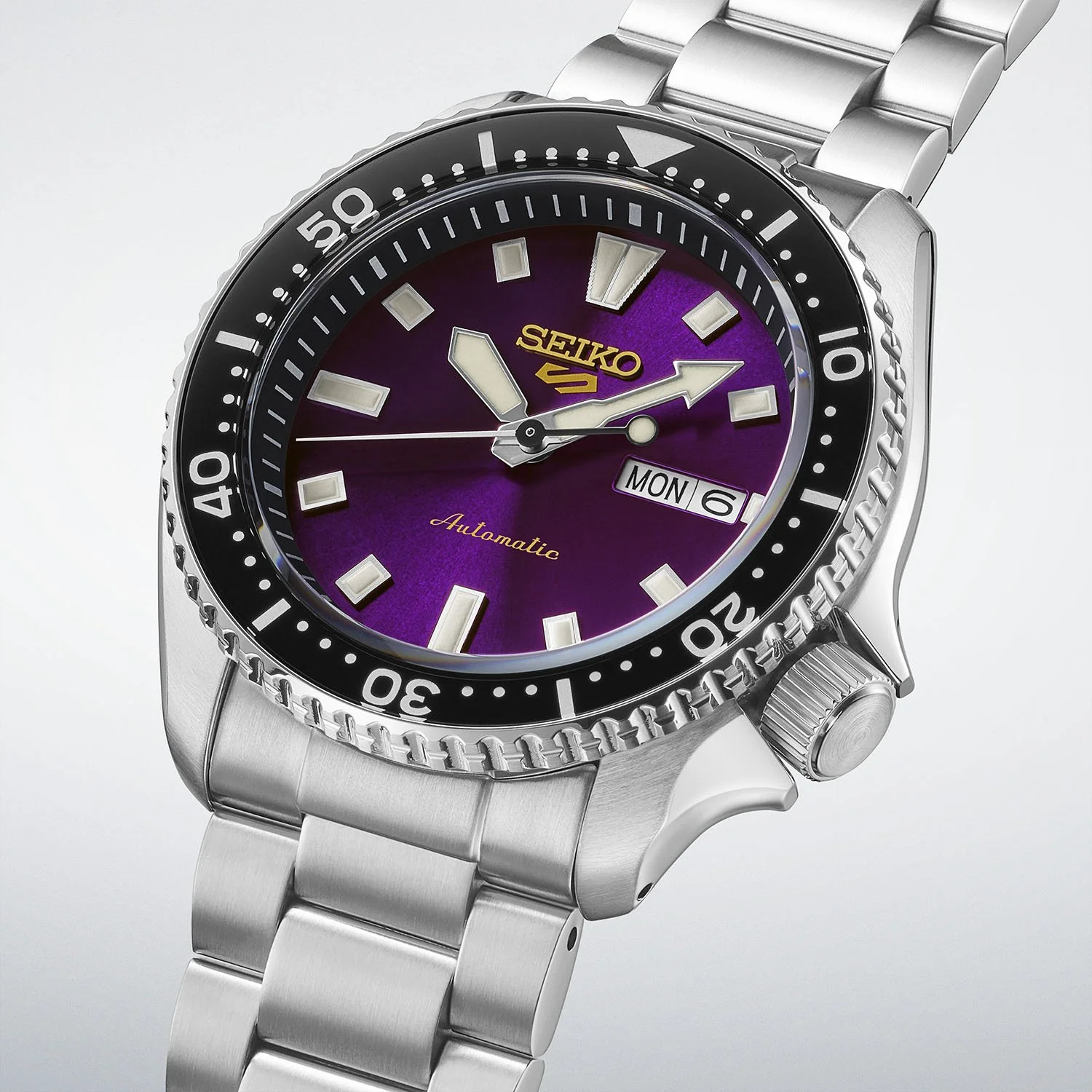Seiko-145th-Anniversary-Edo-Purple-Collection-Alpinist-HBC006-Presage-Cocktail-HCB006-Seiko-5-Sports-SKX-HDB003-3.jpg
