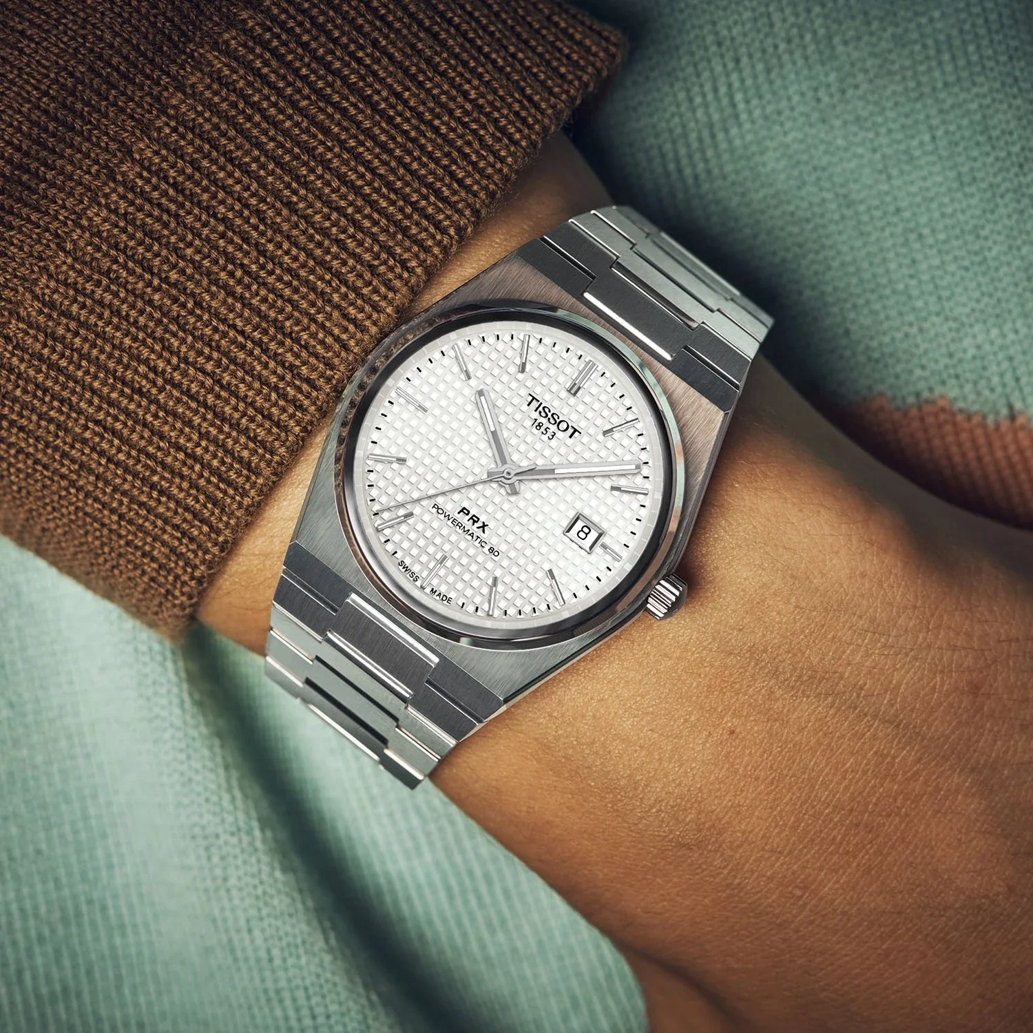 Tissot-PRX-40mm-Powermatic-80-Mother-of-Pearl-Dial-4.webp