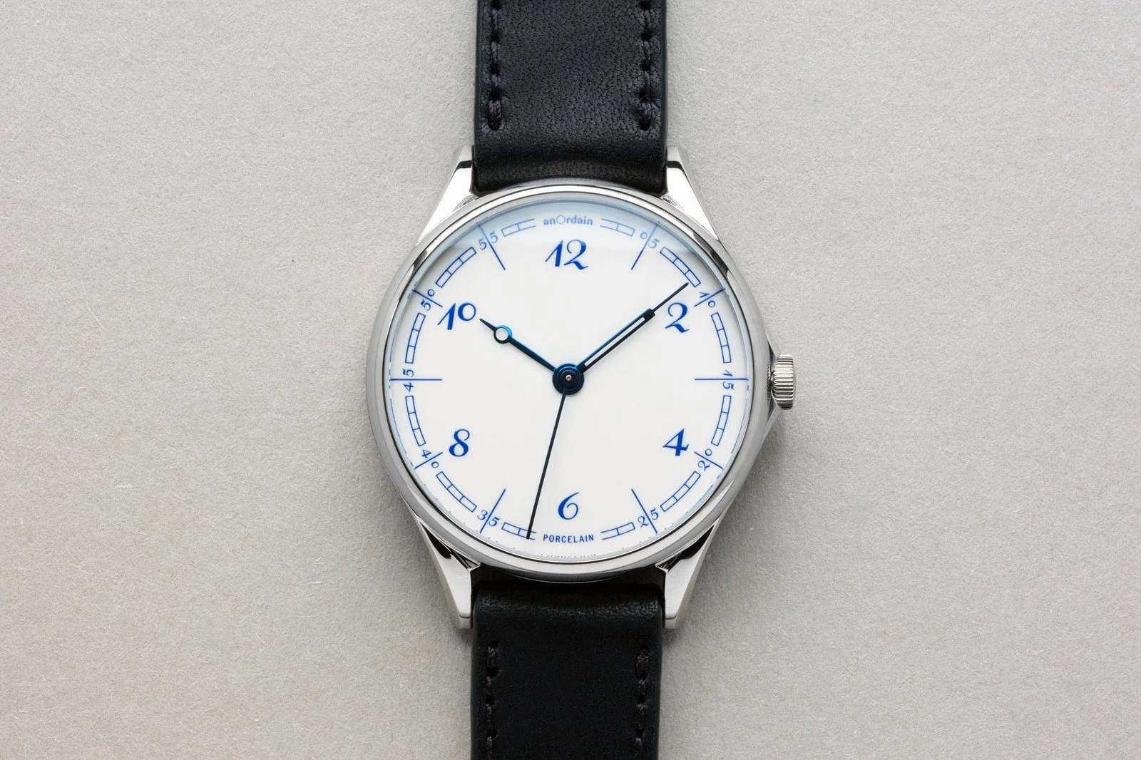 anOrdain-Model-1-Porcelain-3.jpg